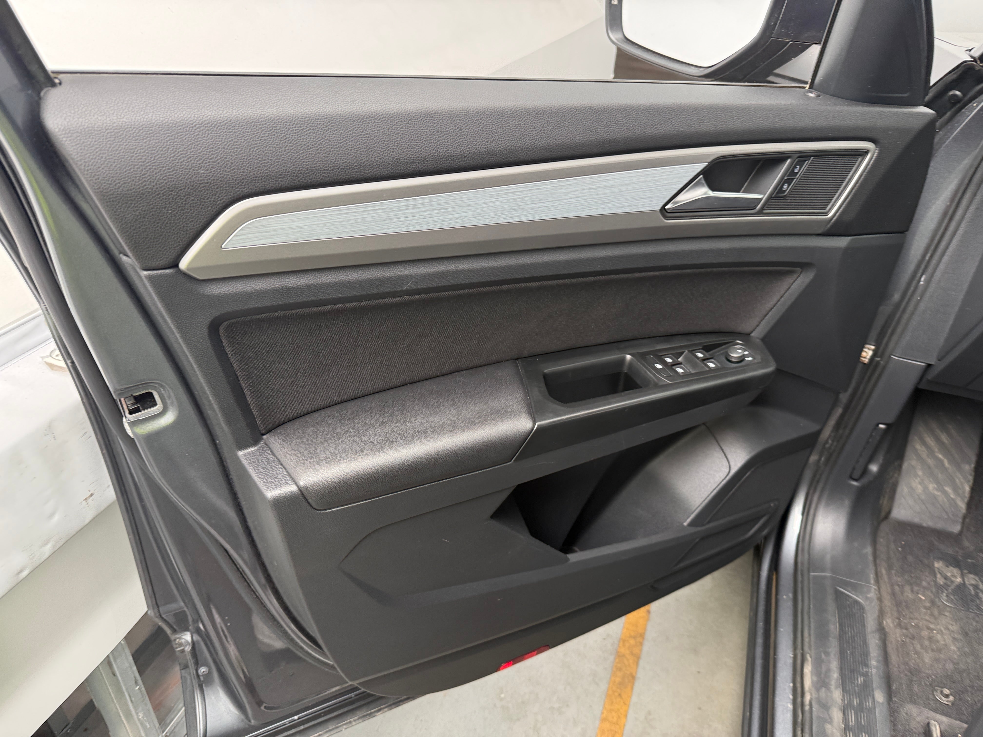 volkswagen atlas 2021 1V2GP2CA3MC533442 image volkswagen atlas 2021 1V2GP2CA3MC533442 image