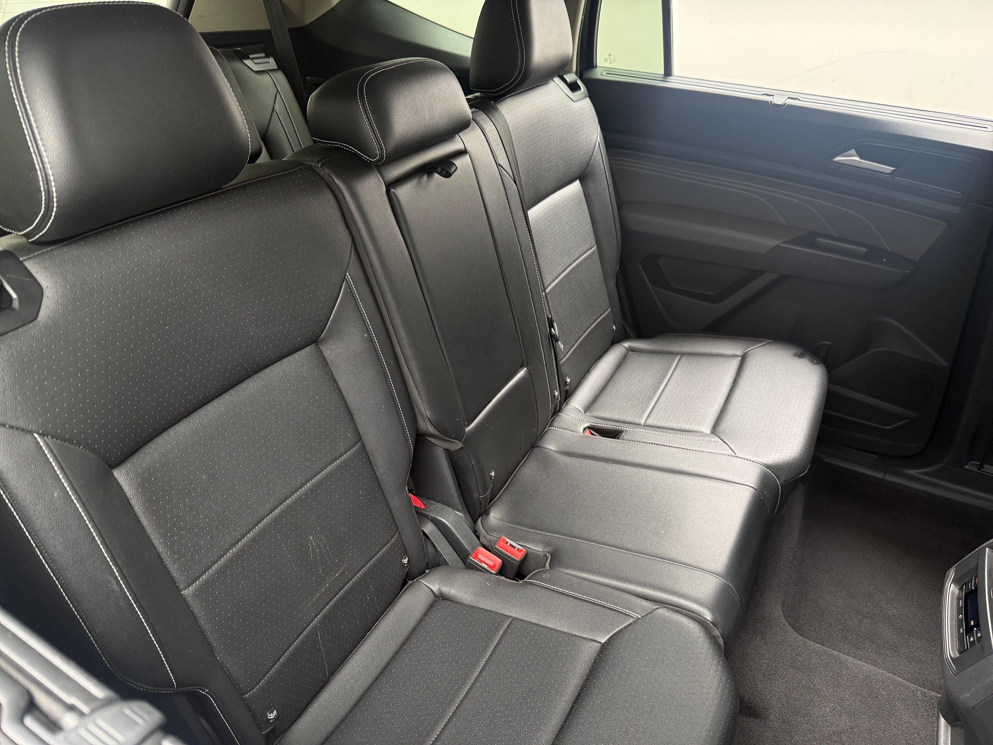 volkswagen atlas 2021 1V2LP2CA4MC584477 image volkswagen atlas 2021 1V2LP2CA4MC584477 image