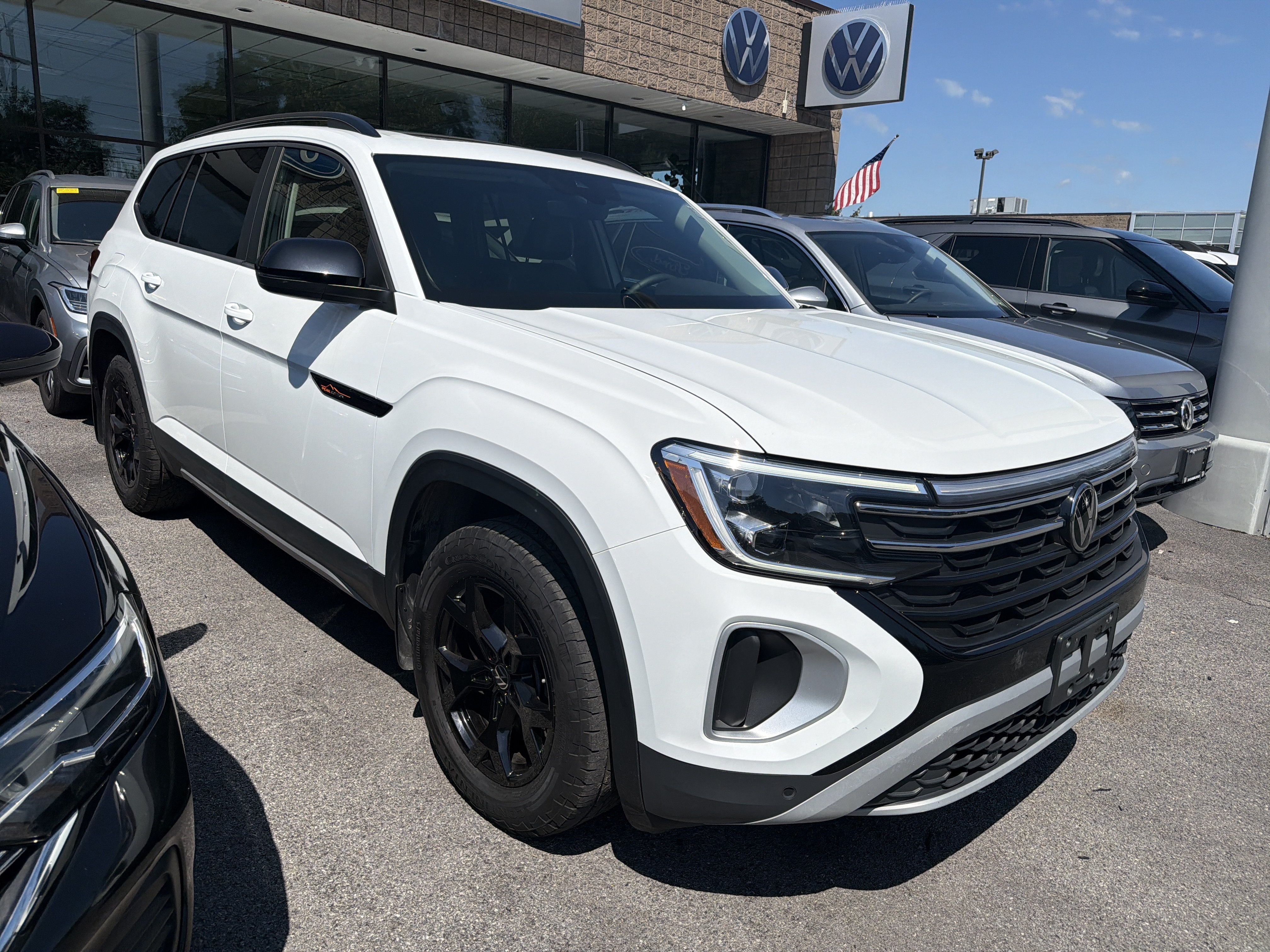 volkswagen atlas 2024 1V2CR2CA7RC580814 image volkswagen atlas 2024 1V2CR2CA7RC580814 image