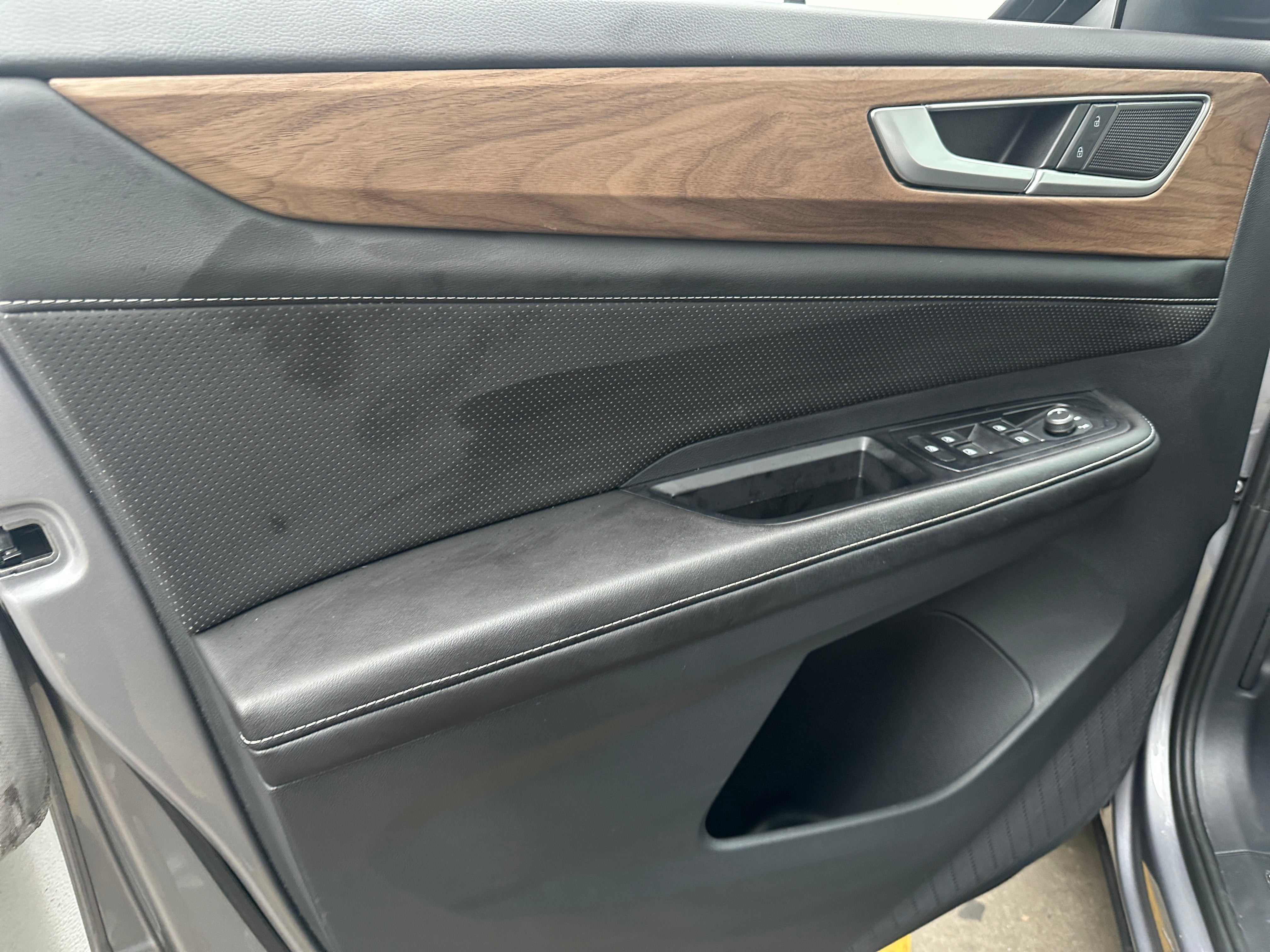 volkswagen atlas 2024 1V2DR2CA9RC623313 image volkswagen atlas 2024 1V2DR2CA9RC623313 image