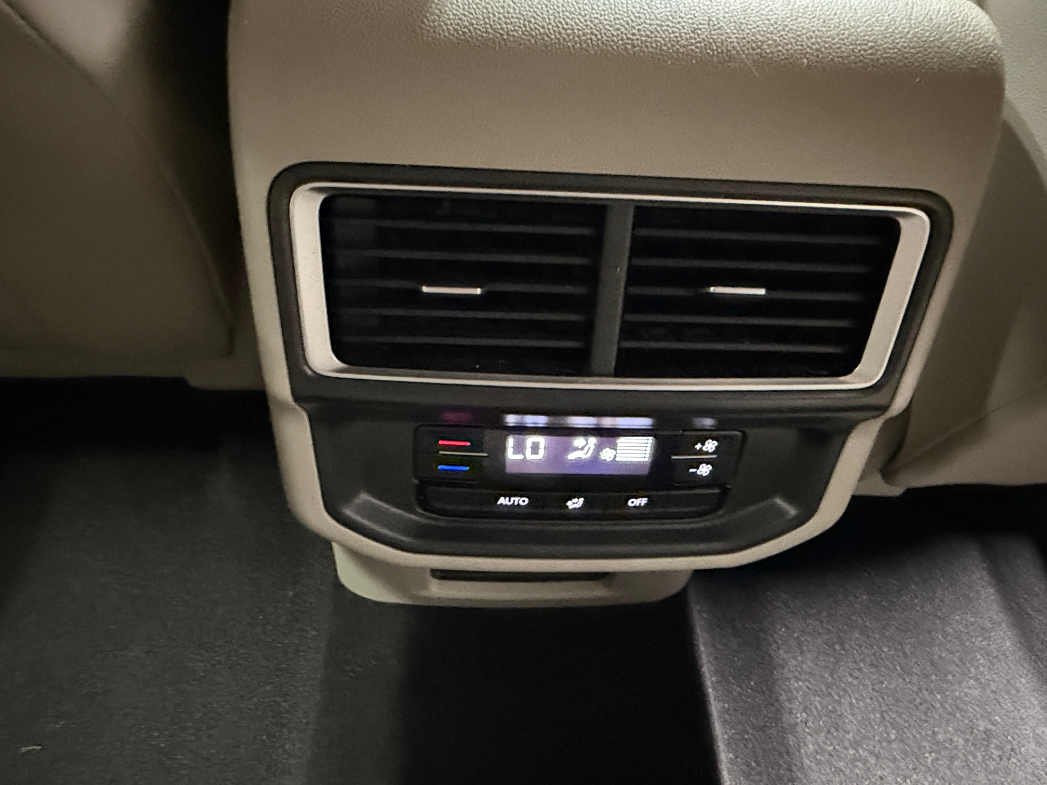 volkswagen atlas 2024 1V2DR2CA9RC564778 image volkswagen atlas 2024 1V2DR2CA9RC564778 image