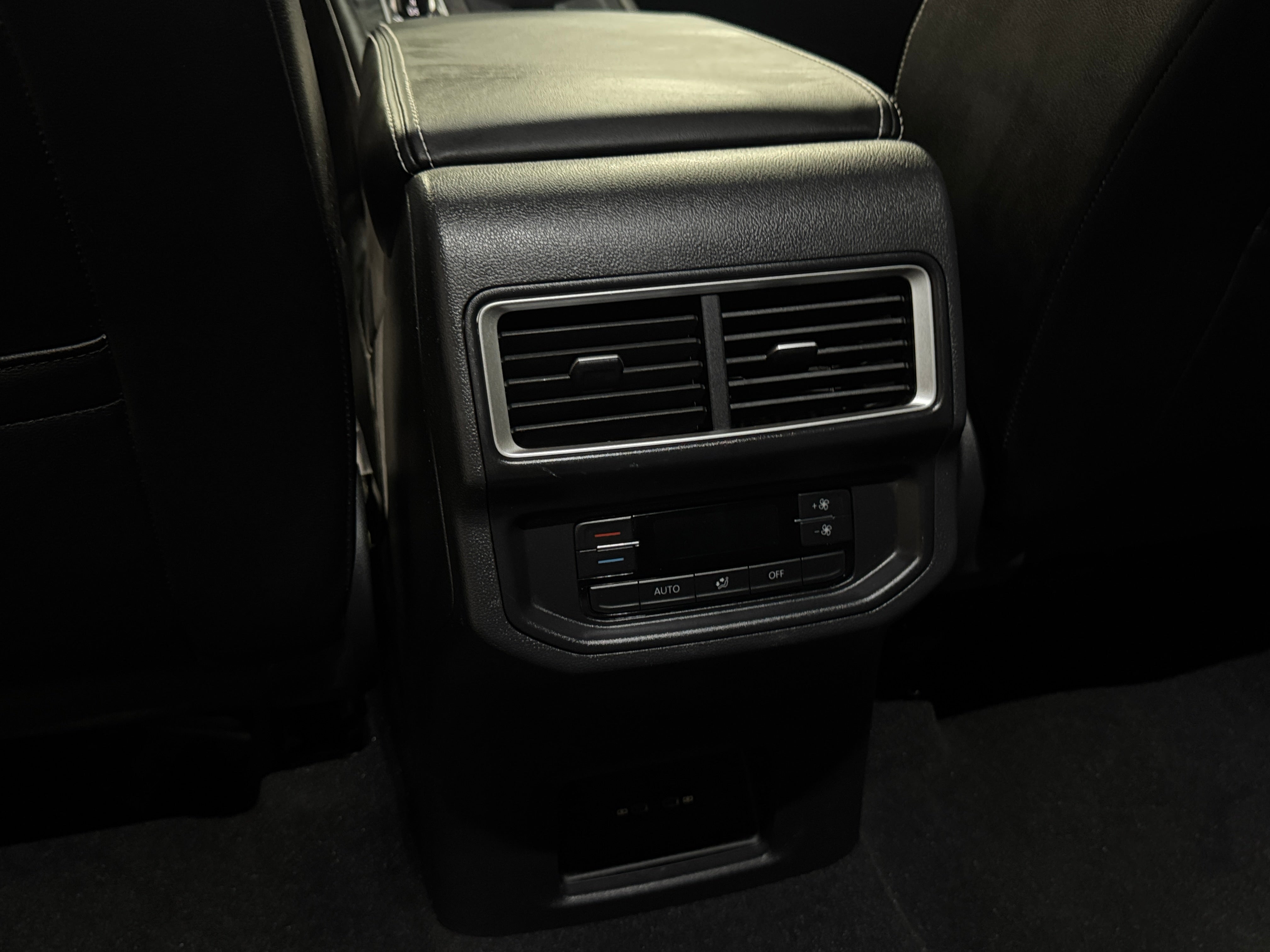 volkswagen atlas 2025 1V2LR2CA5SC530578 image volkswagen atlas 2025 1V2LR2CA5SC530578 image