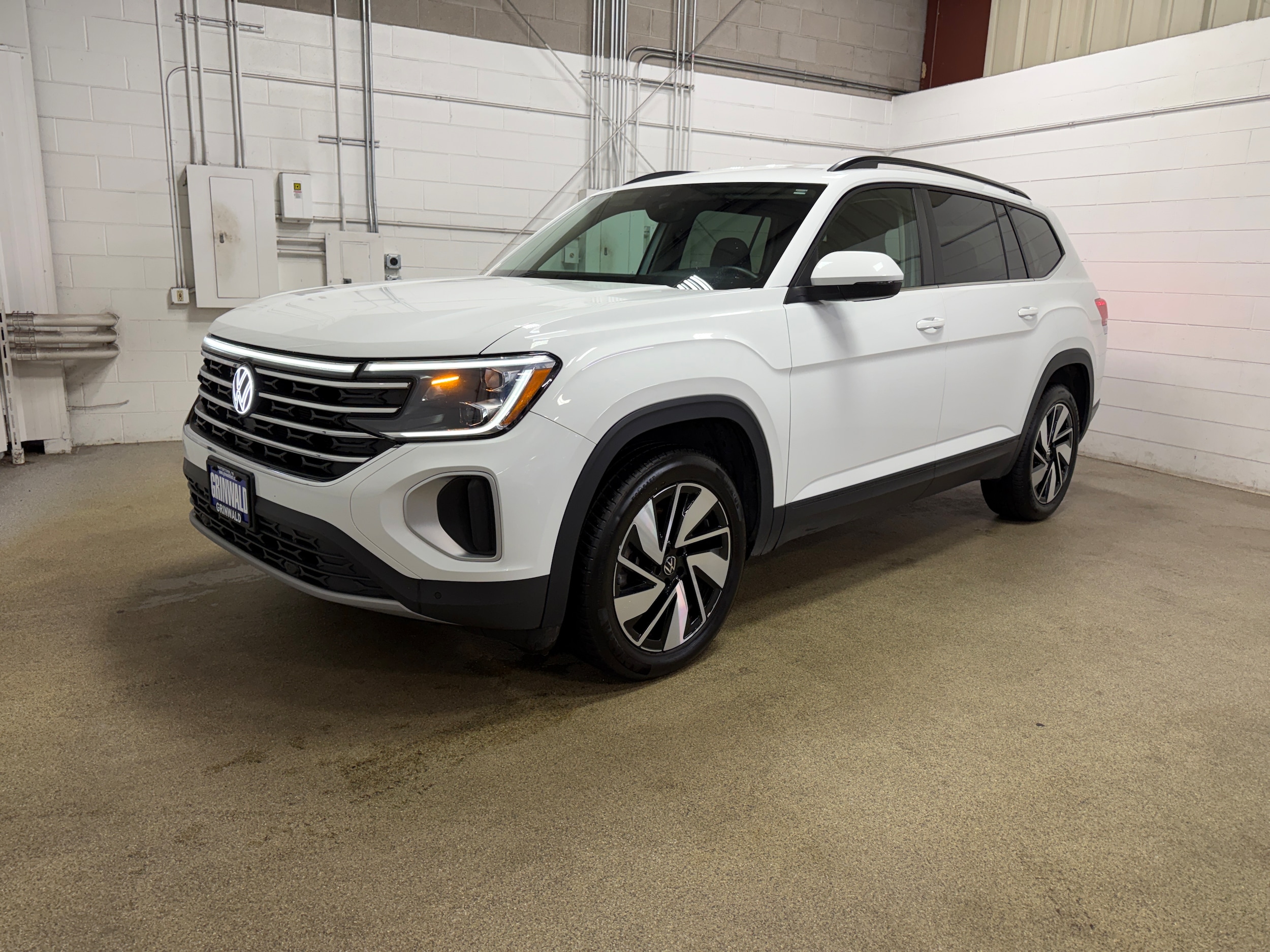 volkswagen atlas 2025 1V2HR2CA4SC516676 image volkswagen atlas 2025 1V2HR2CA4SC516676 image
