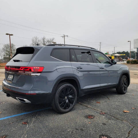 volkswagen atlas 2025 1V2JR2CA1SC500372 image volkswagen atlas 2025 1V2JR2CA1SC500372 image