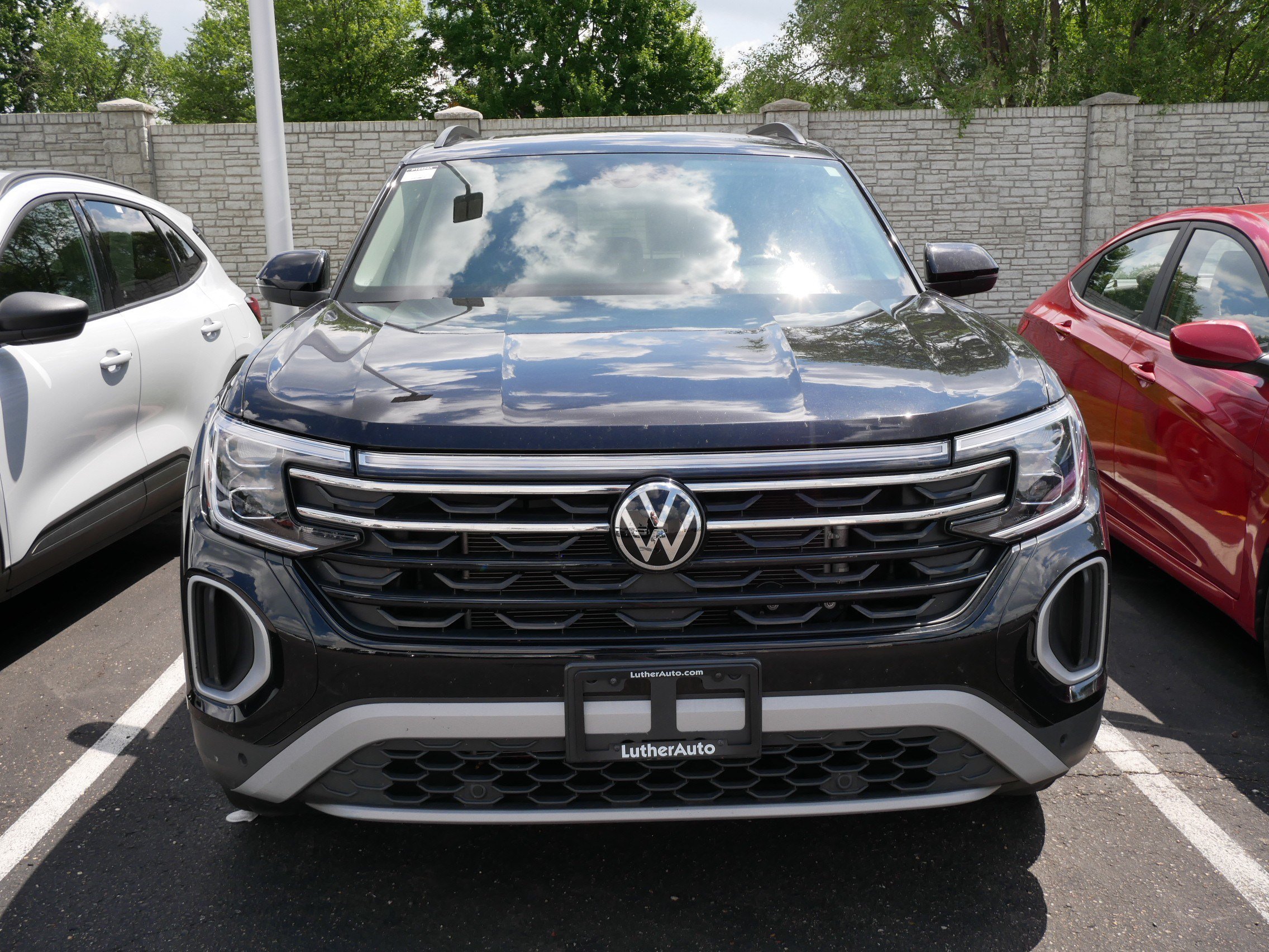 volkswagen atlas 2025 1V2CR2CA2SC566129 image volkswagen atlas 2025 1V2CR2CA2SC566129 image