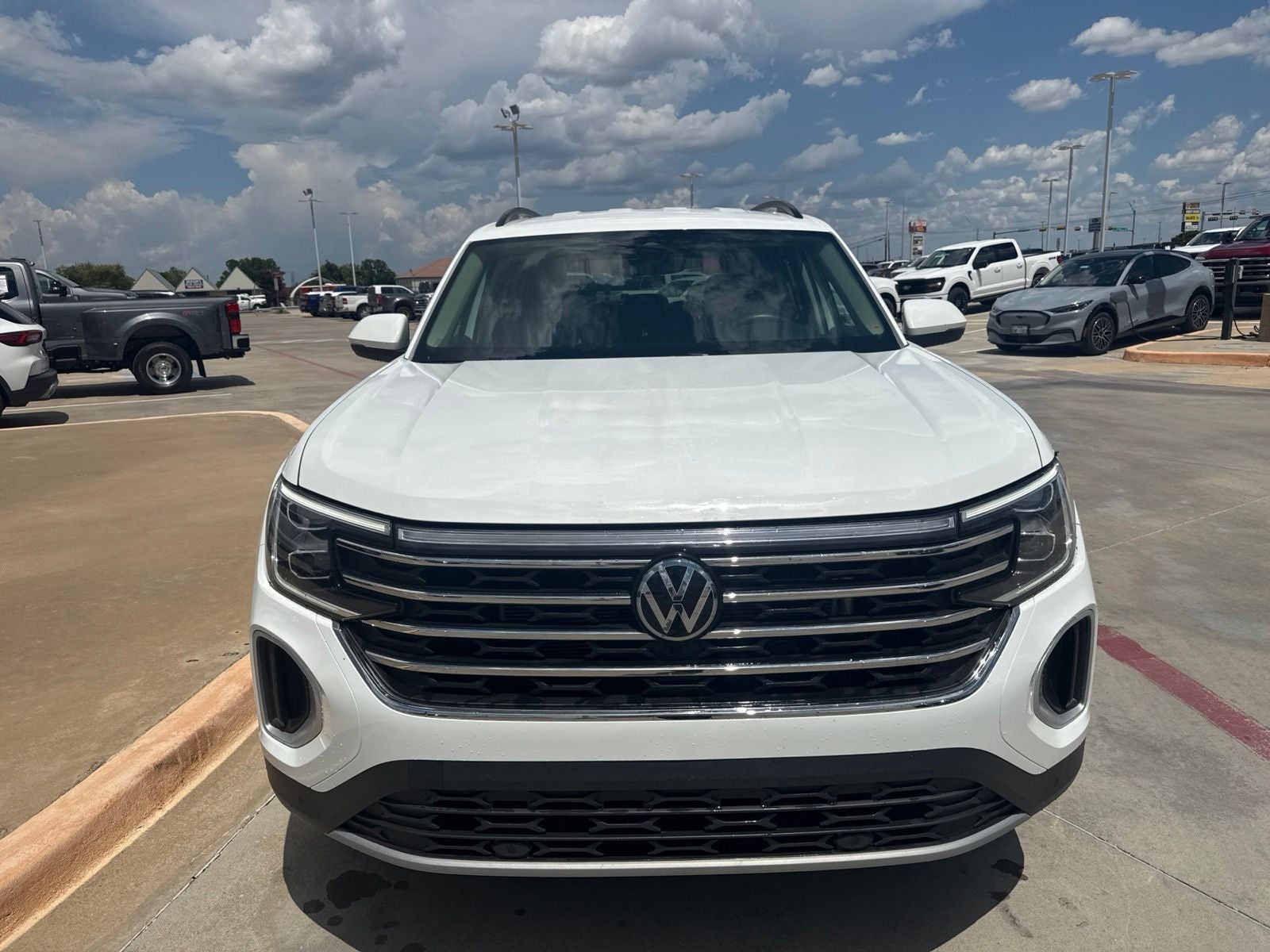volkswagen atlas 2025 1V2WR2CA3SC505854 image volkswagen atlas 2025 1V2WR2CA3SC505854 image
