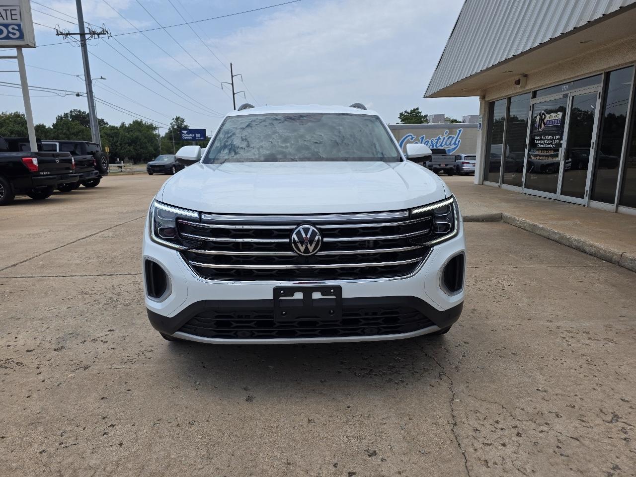 volkswagen atlas 2025 1V2WR2CA1SC573618 image volkswagen atlas 2025 1V2WR2CA1SC573618 image
