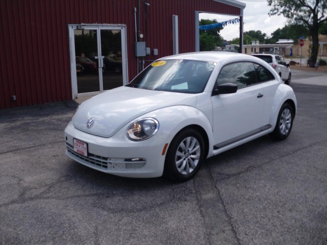 volkswagen beetle 2016 3VWF17AT2GM619972 image volkswagen beetle 2016 3VWF17AT2GM619972 image