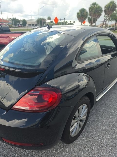 volkswagen beetle 2019 3VWFD7AT1KM709050 image volkswagen beetle 2019 3VWFD7AT1KM709050 image