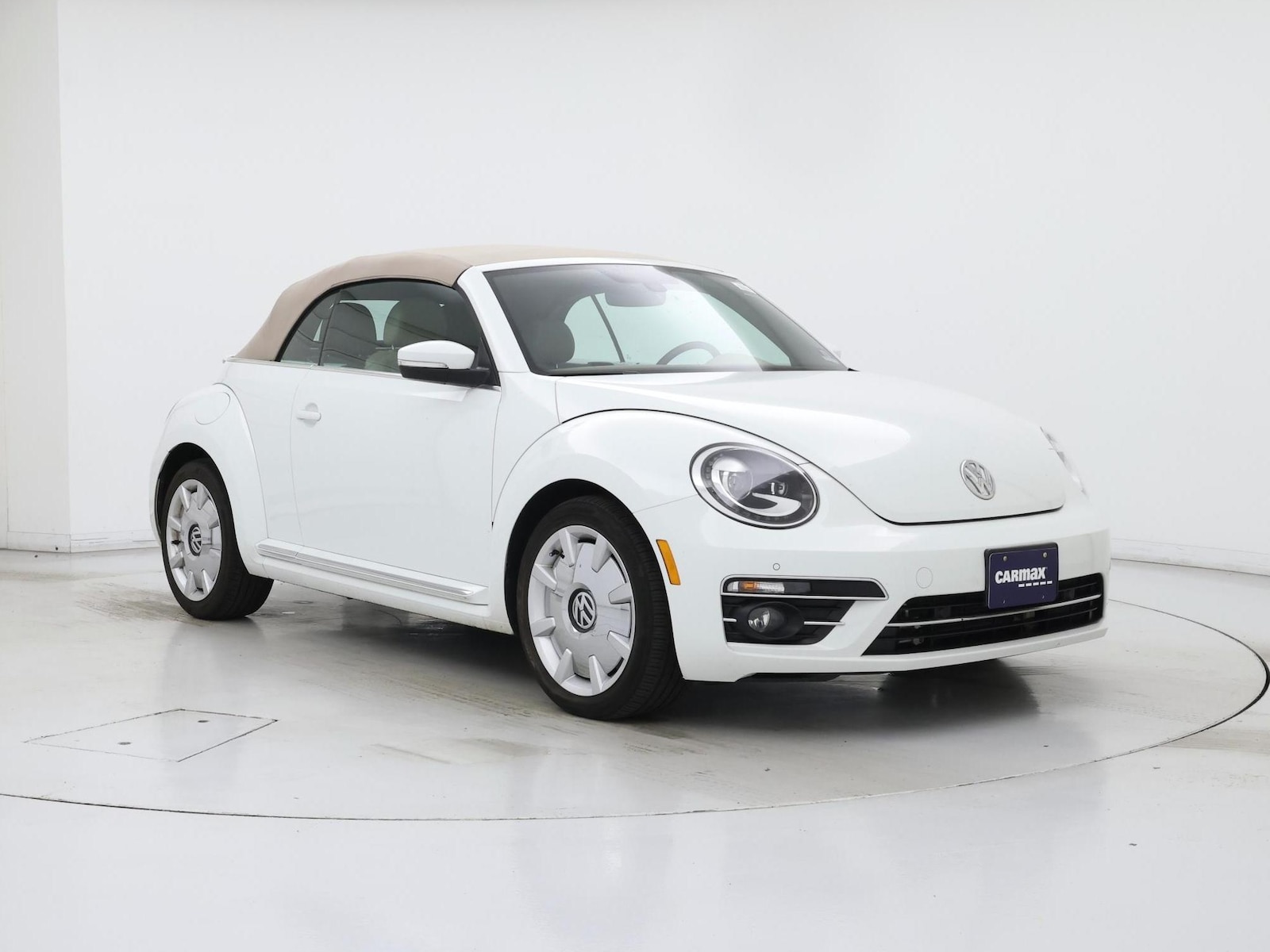 volkswagen beetle 2019 3VW5DAAT1KM512257 image volkswagen beetle 2019 3VW5DAAT1KM512257 image