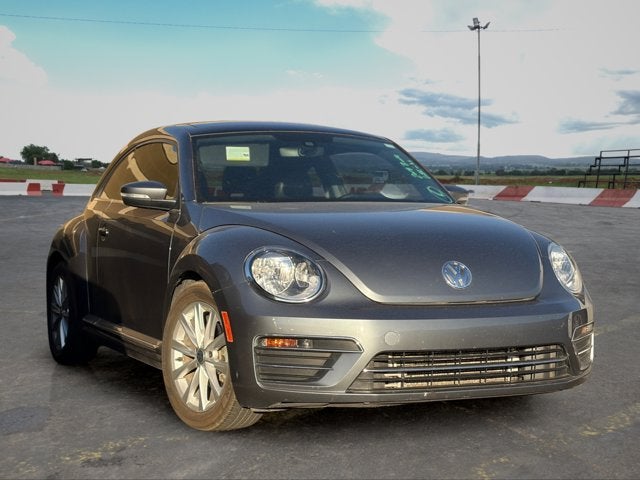 volkswagen beetle 2018 3VWJD7ATXJM709928 image volkswagen beetle 2018 3VWJD7ATXJM709928 image