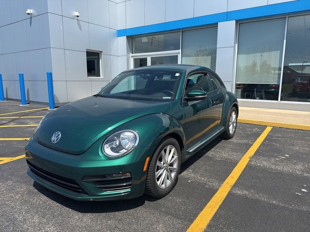 volkswagen beetle 2018 3VWFD7AT7JM714008 image volkswagen beetle 2018 3VWFD7AT7JM714008 image