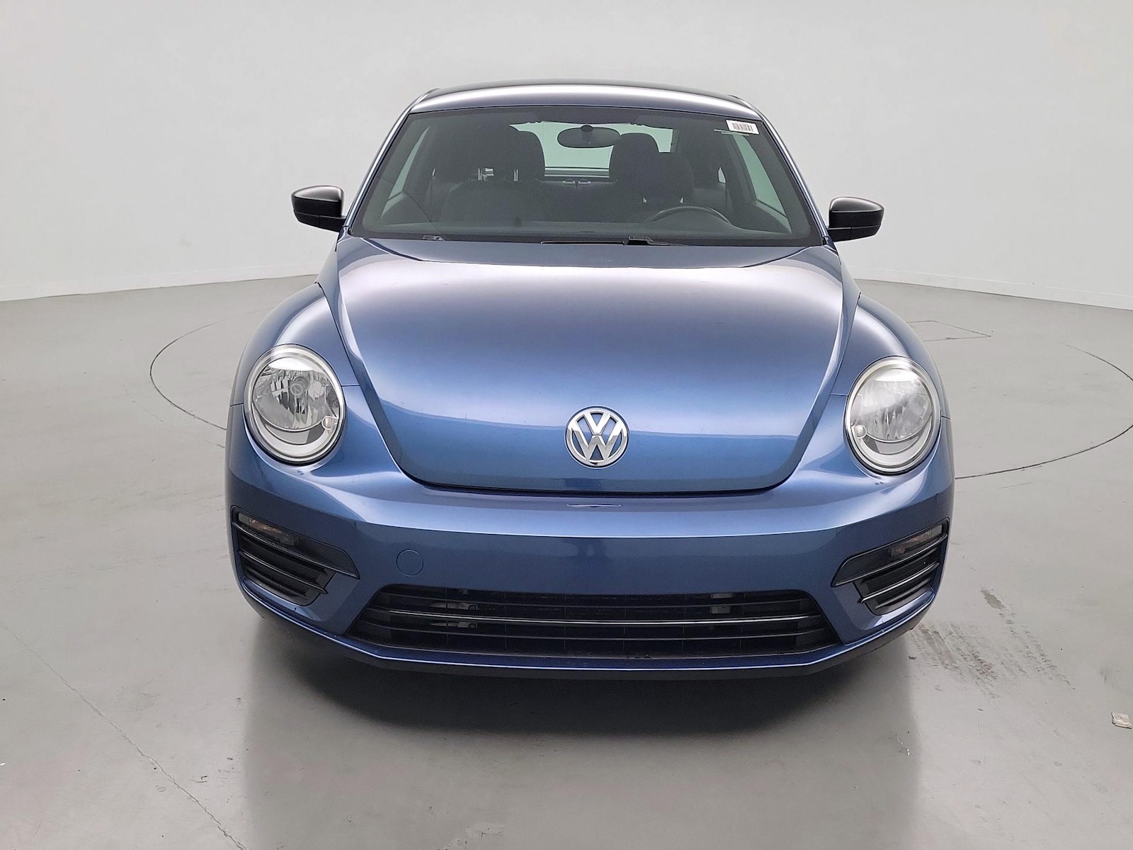 volkswagen beetle 2018 3VWFD7AT4JM709851 image volkswagen beetle 2018 3VWFD7AT4JM709851 image