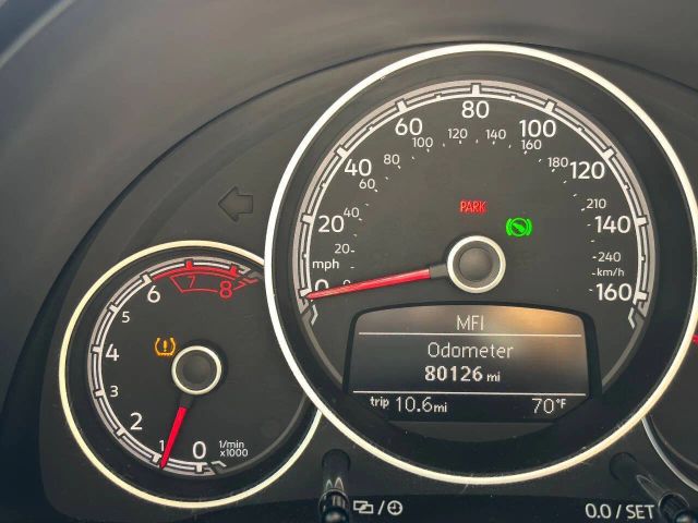 volkswagen beetle 2018 3VWFD7AT0JM711337 image volkswagen beetle 2018 3VWFD7AT0JM711337 image