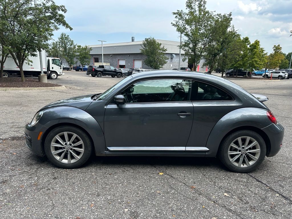 volkswagen beetle 2018 3VWFD7AT7JM713814 image volkswagen beetle 2018 3VWFD7AT7JM713814 image
