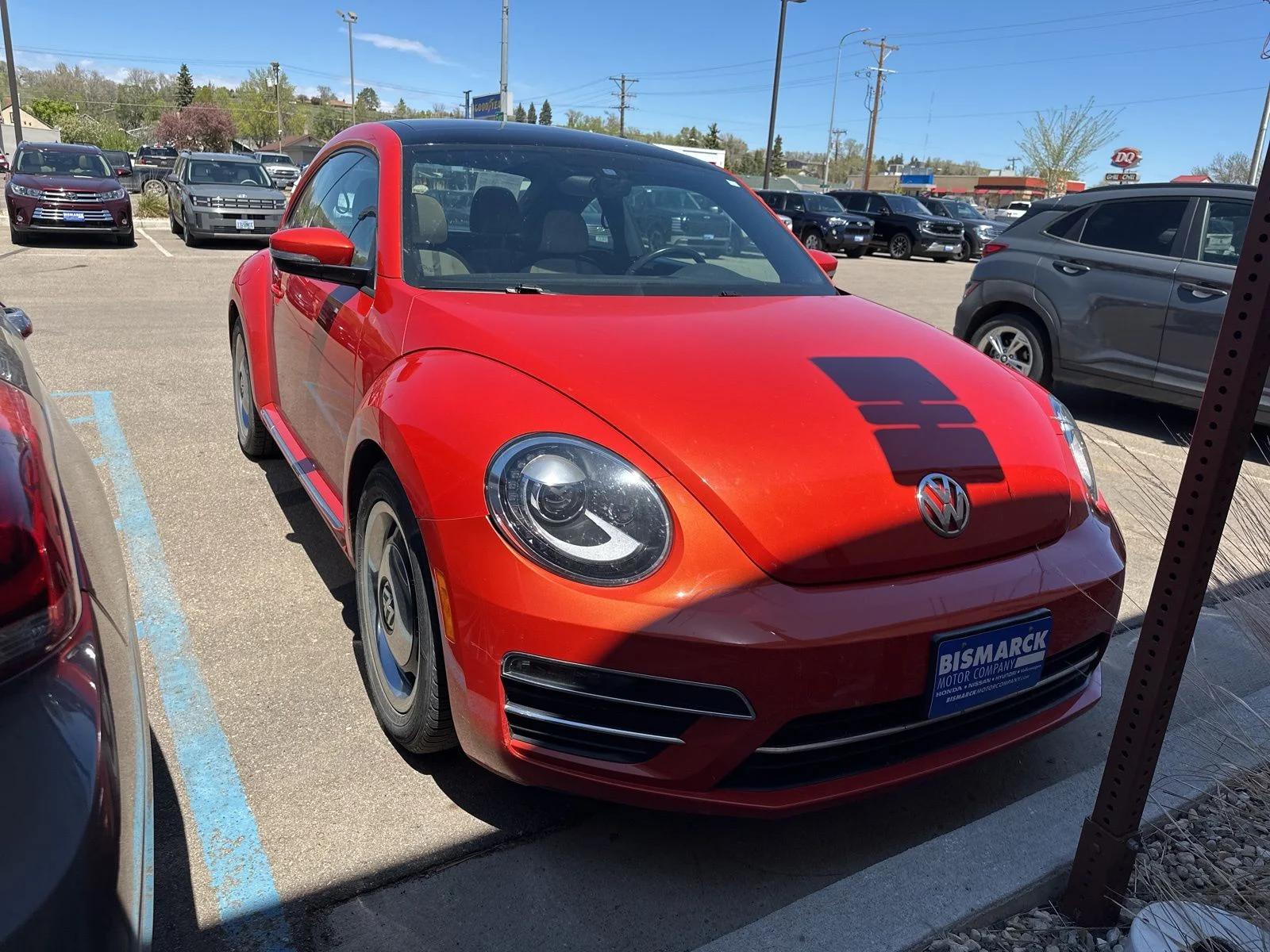 volkswagen beetle 2018 3VWFD7AT6JM704280 image volkswagen beetle 2018 3VWFD7AT6JM704280 image