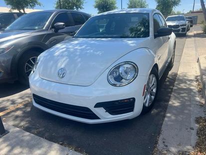 volkswagen beetle 2018 3VWFD7AT7JM701758 image volkswagen beetle 2018 3VWFD7AT7JM701758 image