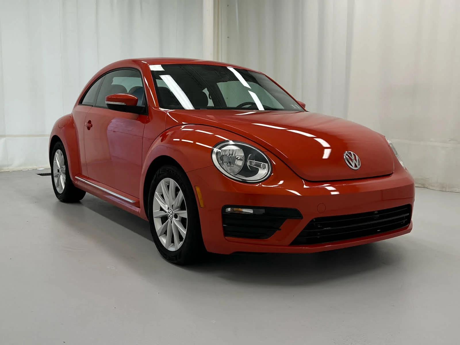 volkswagen beetle 2018 3VWFD7AT1JM714926 image volkswagen beetle 2018 3VWFD7AT1JM714926 image