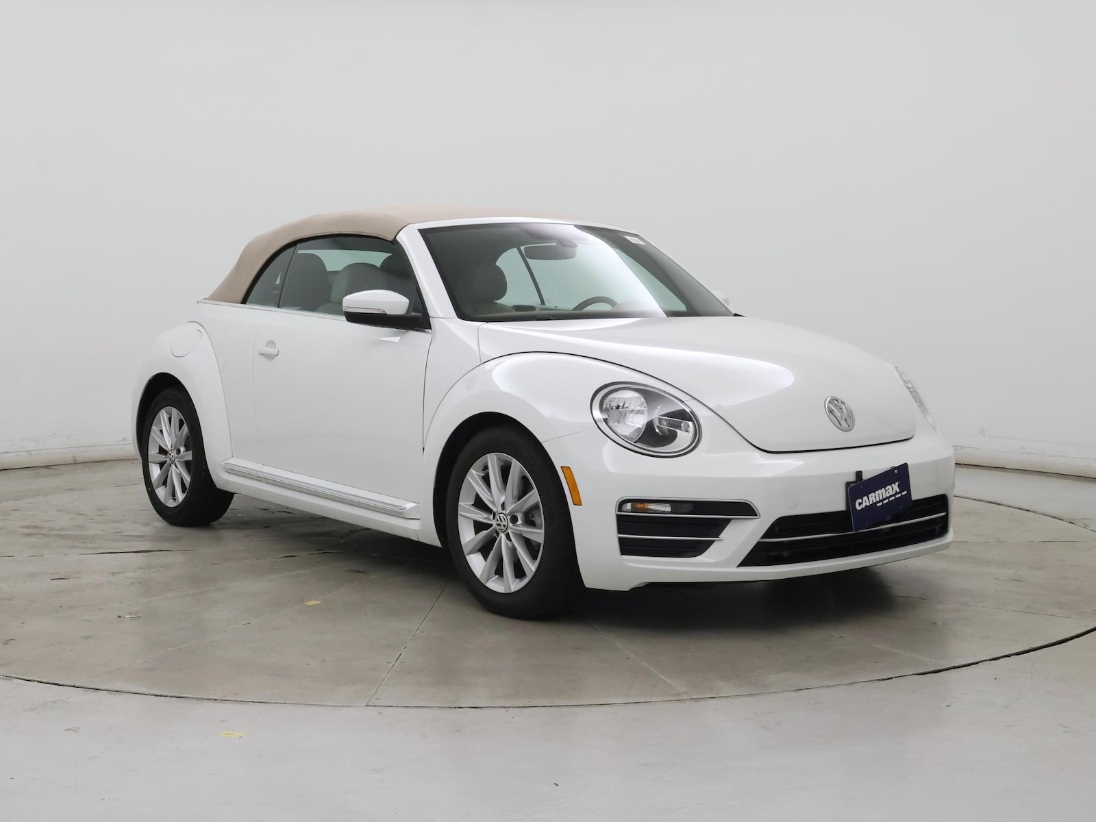 volkswagen beetle 2017 3VW517AT7HM802751 image volkswagen beetle 2017 3VW517AT7HM802751 image