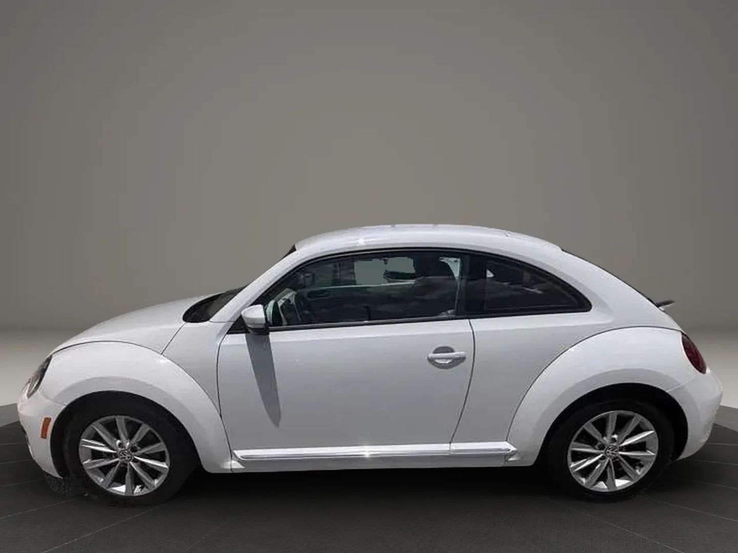 volkswagen beetle 2017 3VWJ17AT3HM613173 image volkswagen beetle 2017 3VWJ17AT3HM613173 image