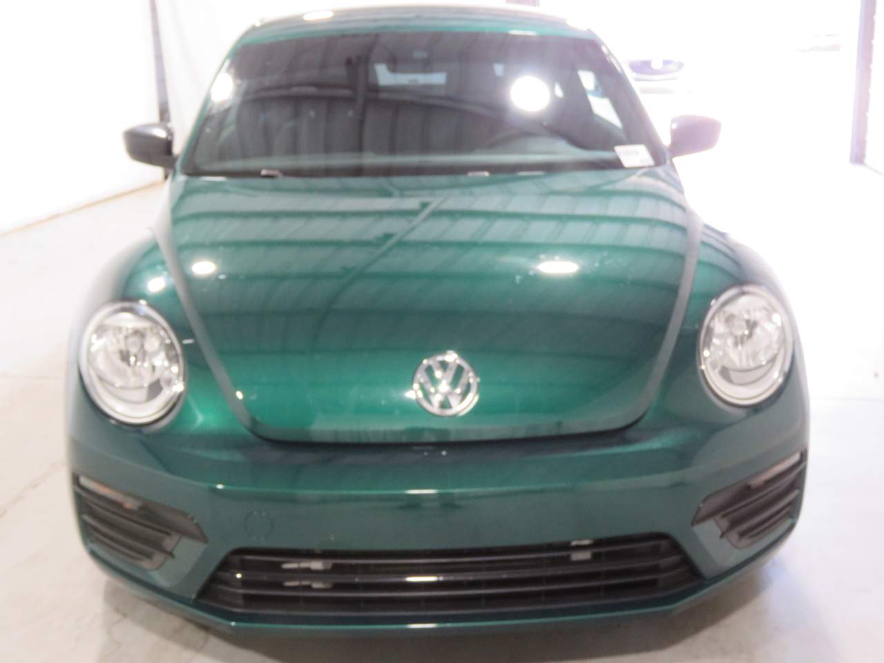 volkswagen beetle 2017 3VWF17AT8HM617399 image volkswagen beetle 2017 3VWF17AT8HM617399 image