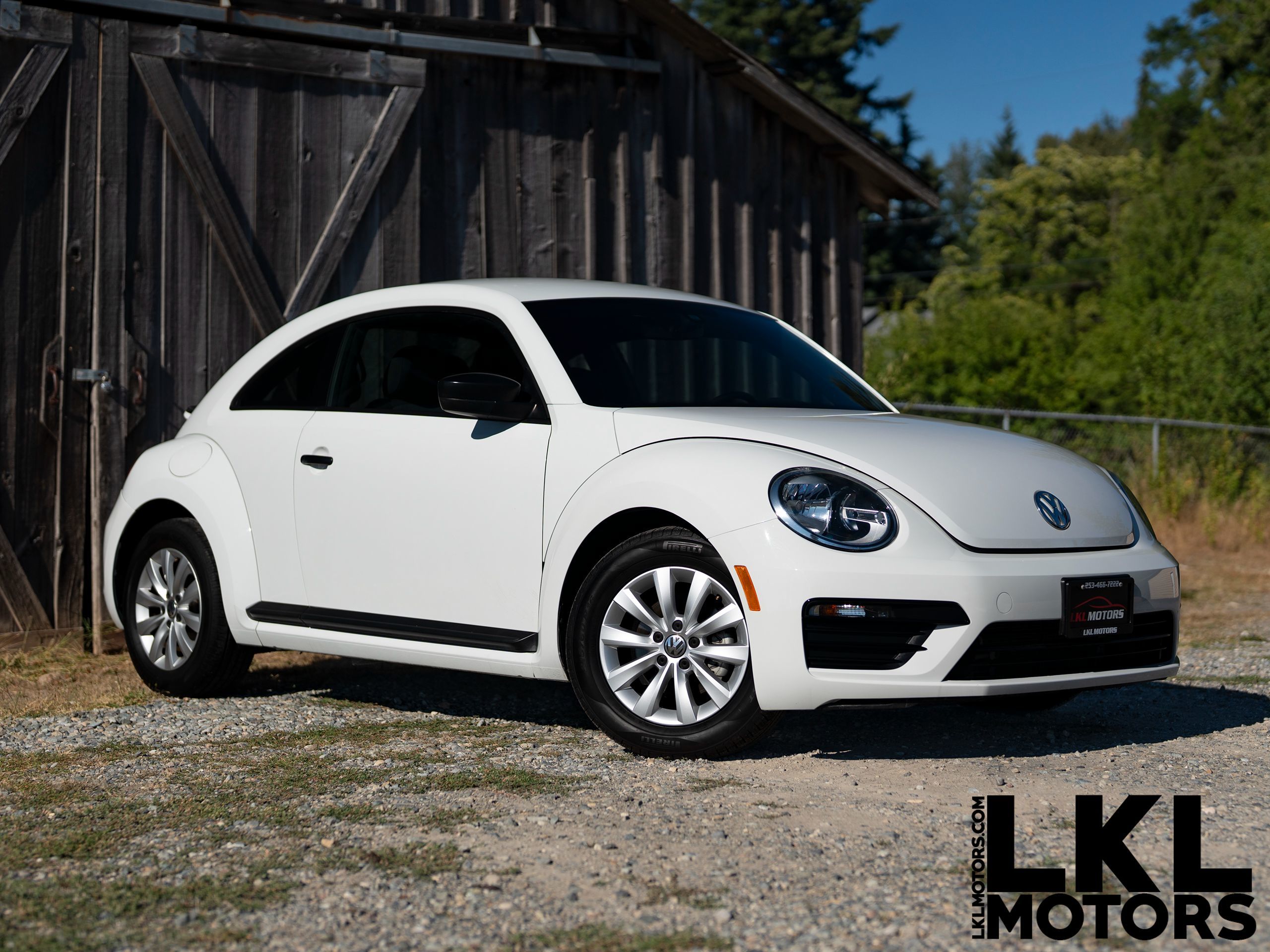 volkswagen beetle 2017 3VWF17AT9HM611899 image volkswagen beetle 2017 3VWF17AT9HM611899 image