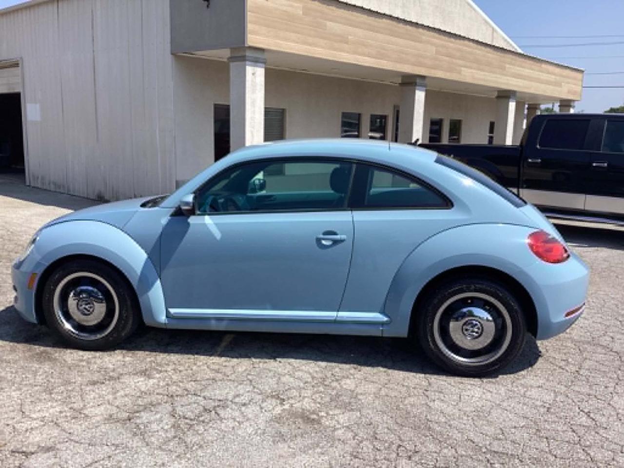 volkswagen beetle 2012 3VWJP7AT1CM601837 image volkswagen beetle 2012 3VWJP7AT1CM601837 image