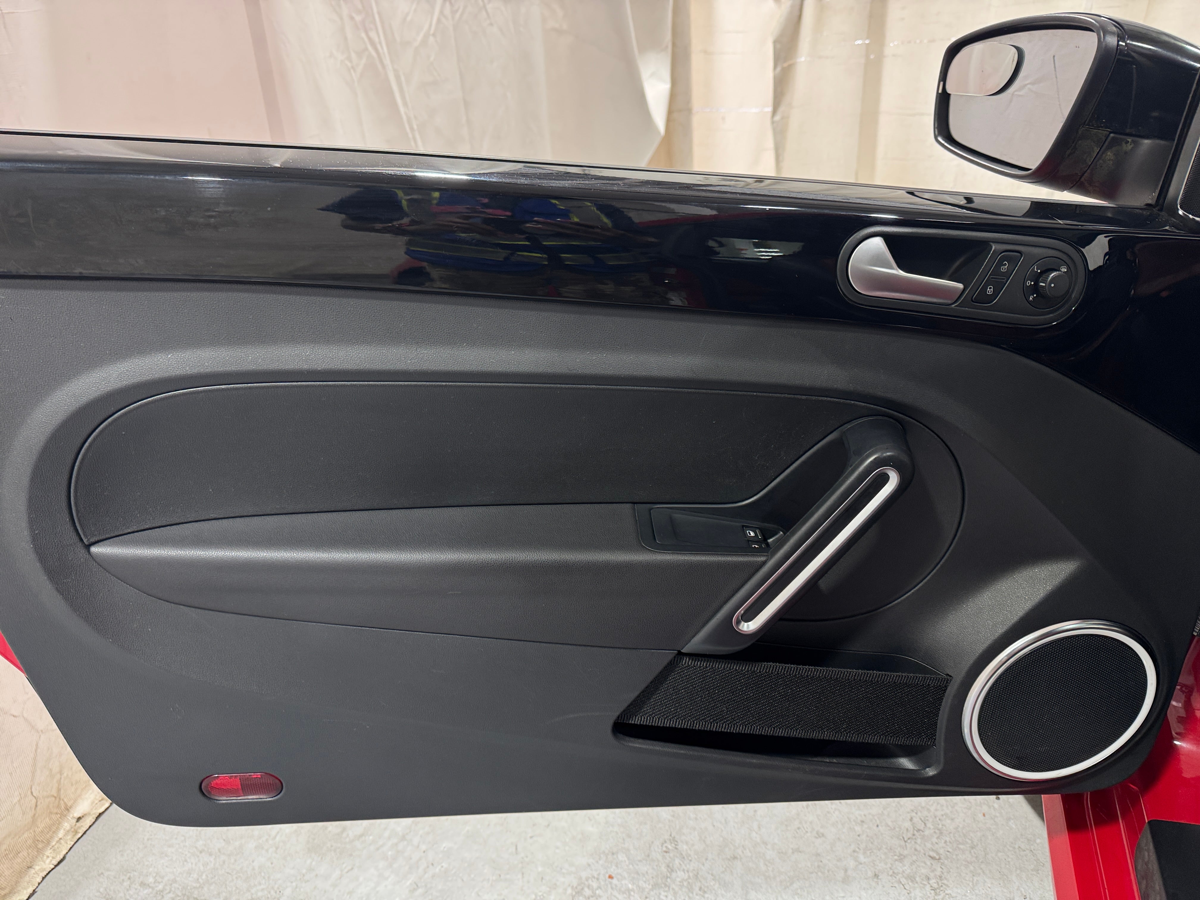 volkswagen beetle 2013 3VWVA7AT5DM612358 image volkswagen beetle 2013 3VWVA7AT5DM612358 image