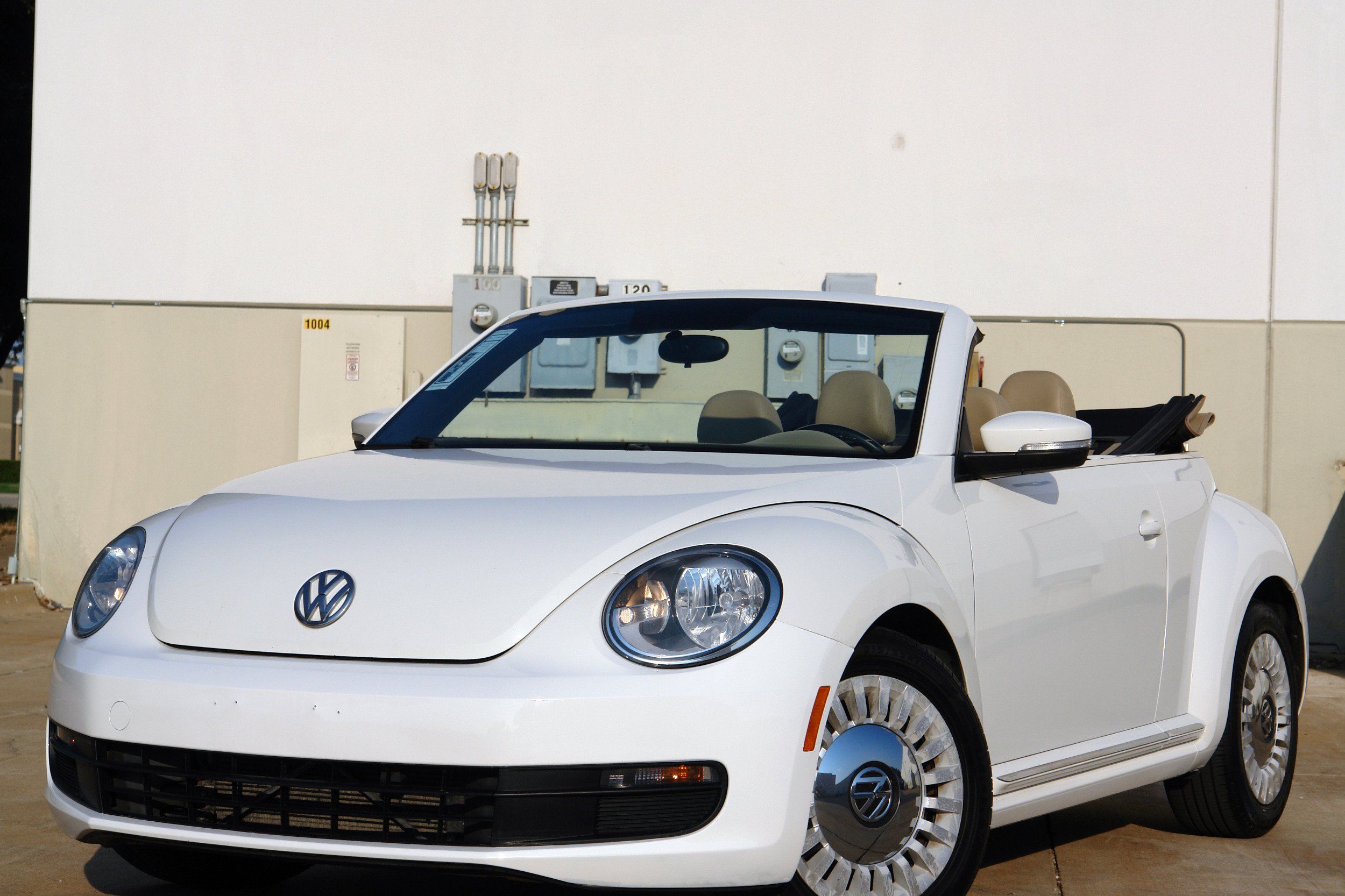 volkswagen beetle 2014 3VW5P7AT9EM801532 image volkswagen beetle 2014 3VW5P7AT9EM801532 image