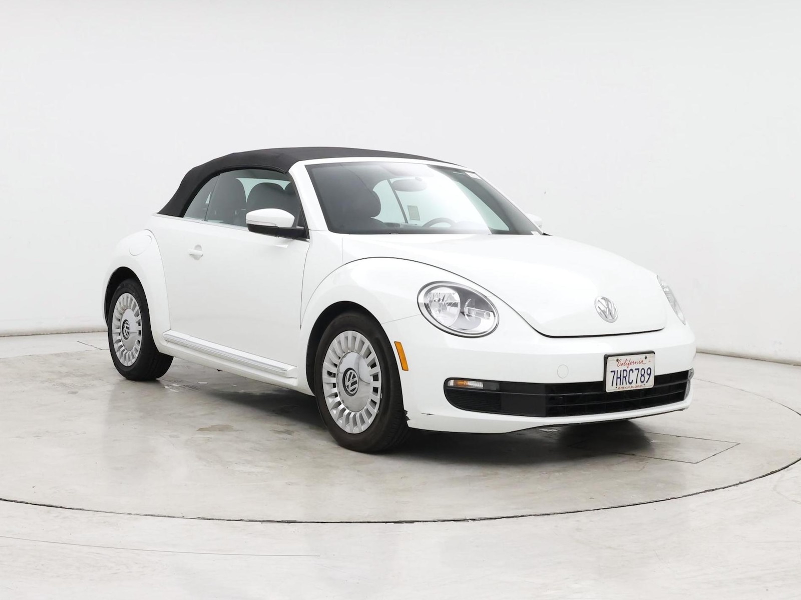 volkswagen beetle 2014 3VW517AT3EM818683 image volkswagen beetle 2014 3VW517AT3EM818683 image