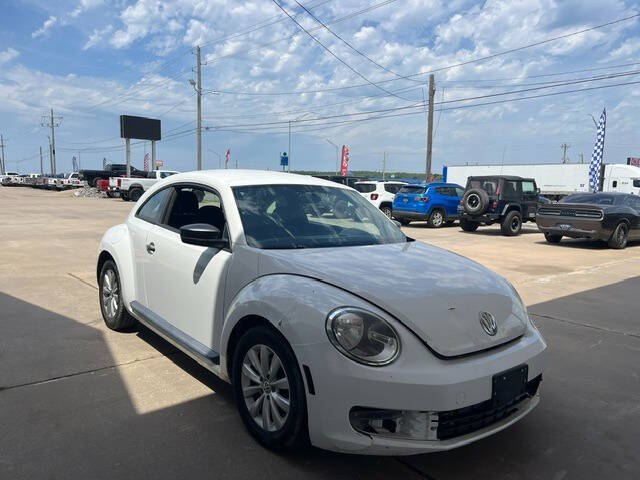 volkswagen beetle 2014 3VWF17AT5EM641025 image volkswagen beetle 2014 3VWF17AT5EM641025 image