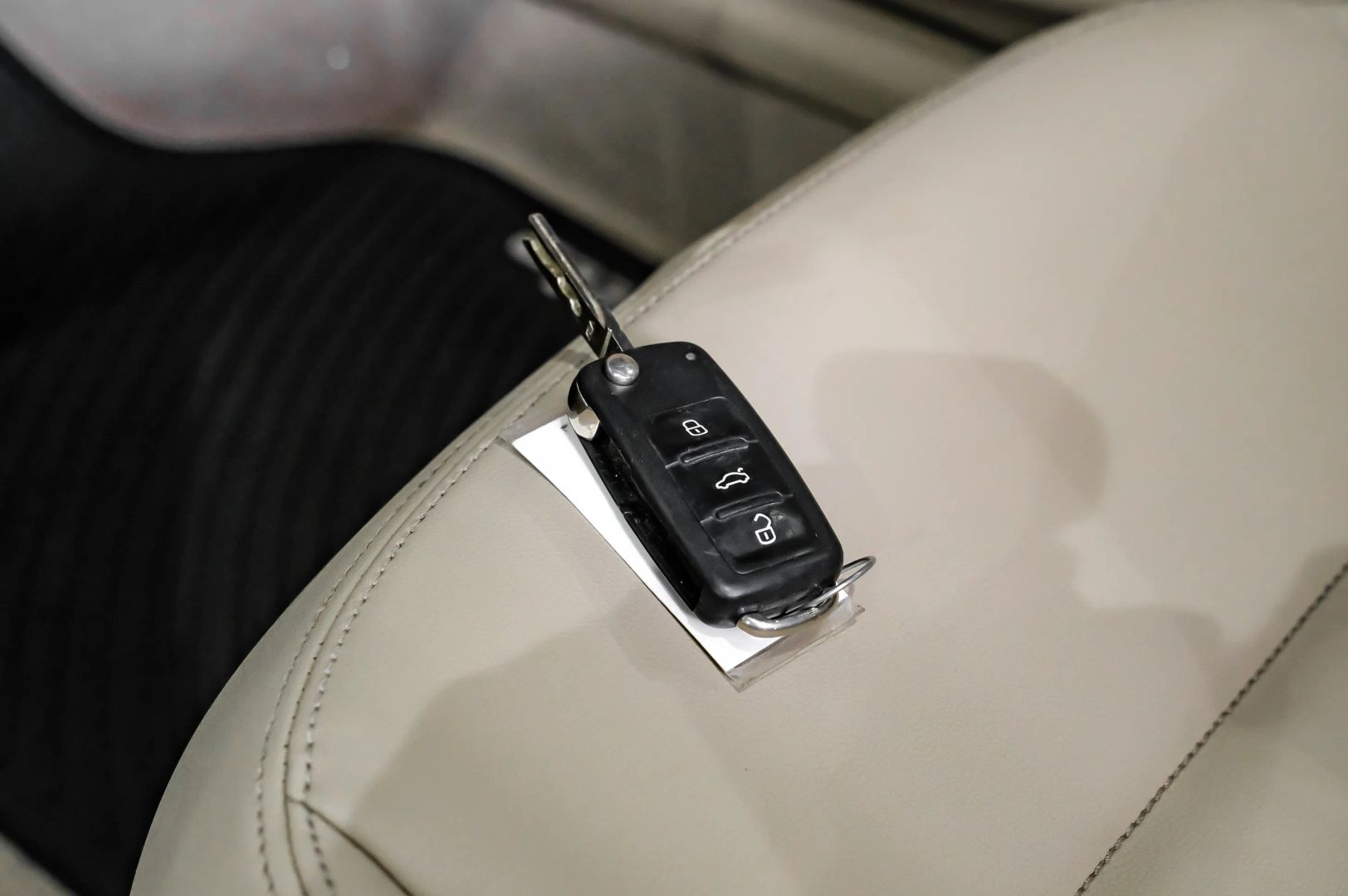 volkswagen beetle 2014 3VW5P7AT7EM802100 image volkswagen beetle 2014 3VW5P7AT7EM802100 image