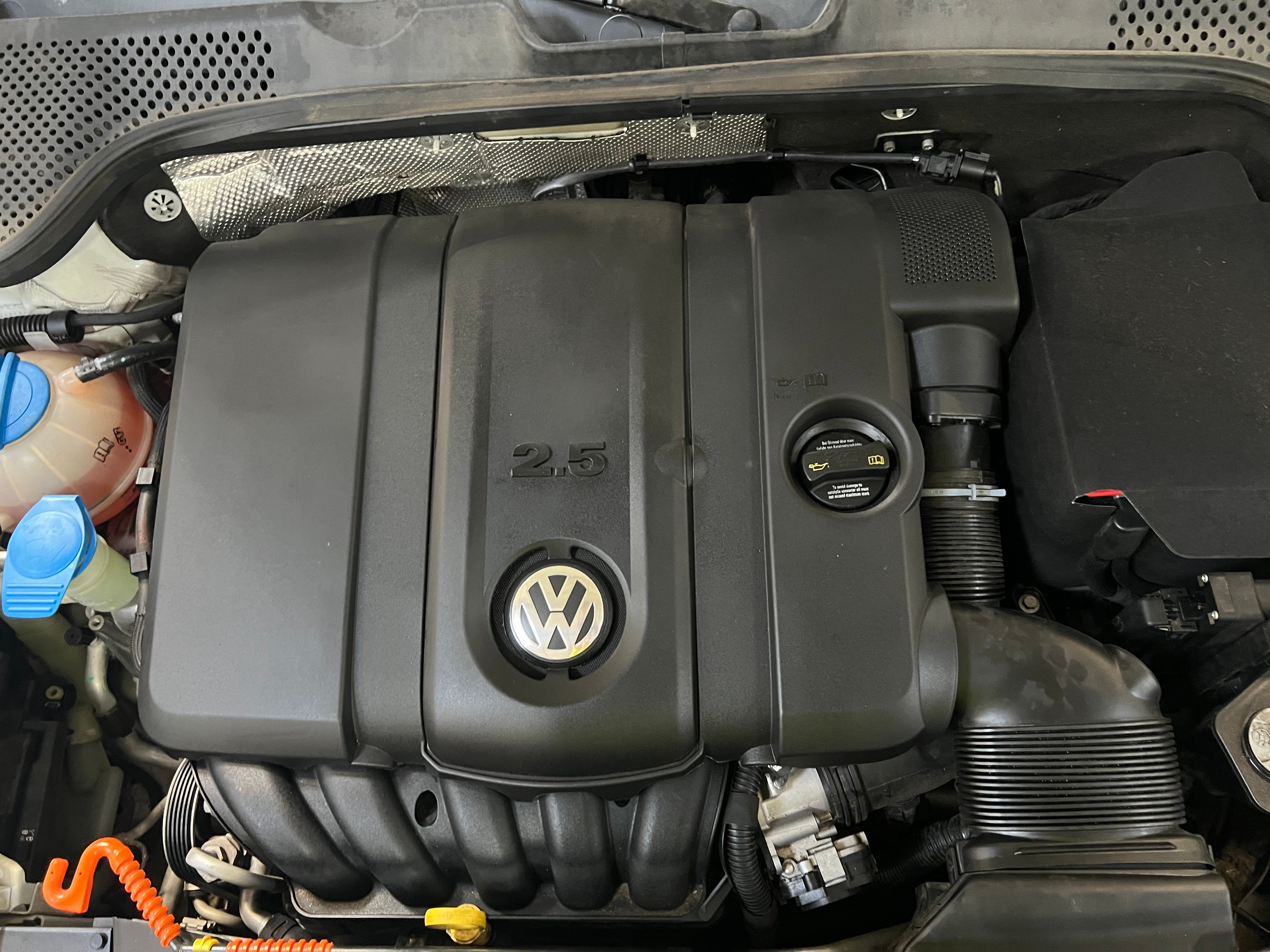 volkswagen beetle 2014 3VW5P7AT3EM801347 image volkswagen beetle 2014 3VW5P7AT3EM801347 image