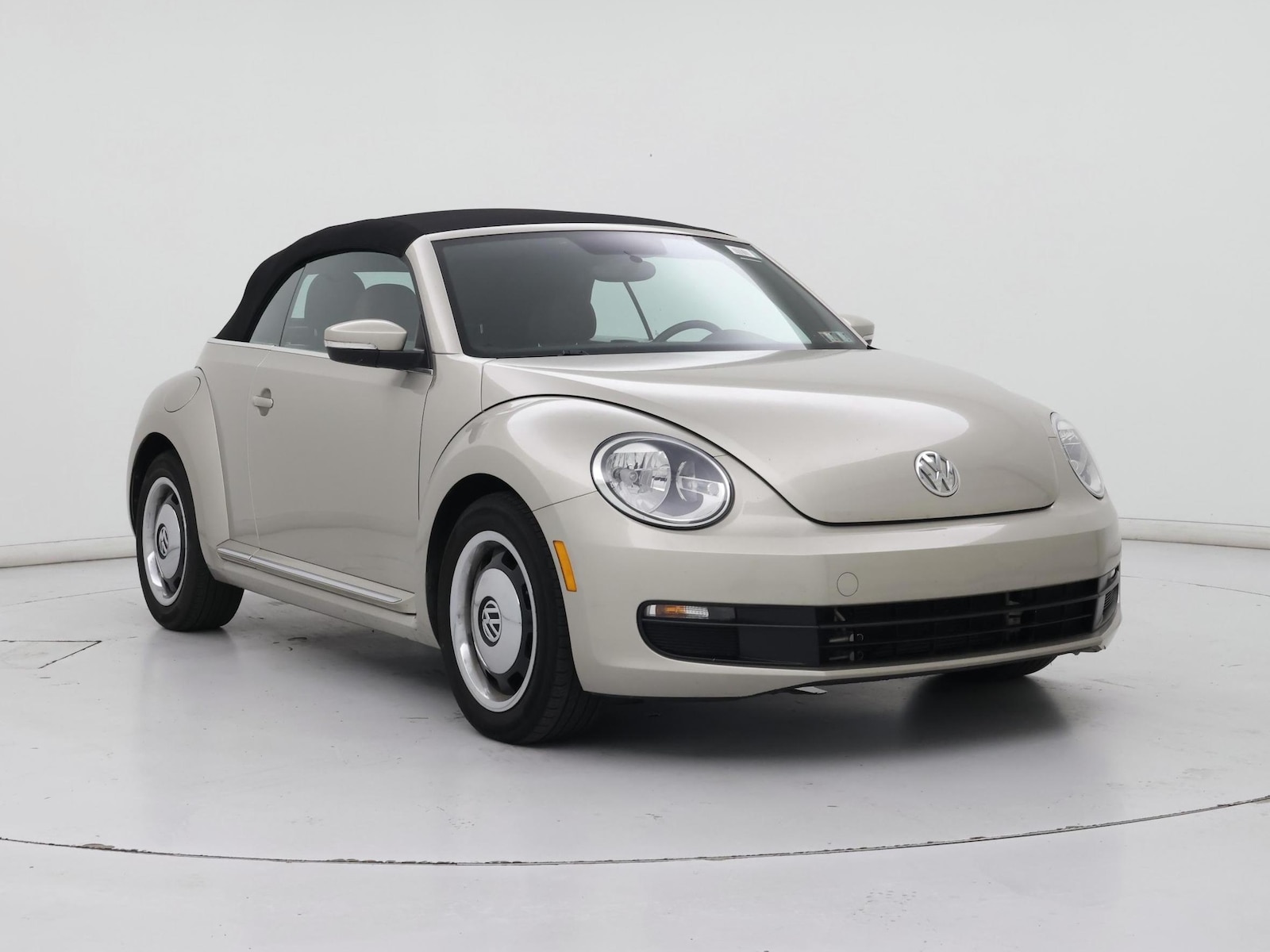 volkswagen beetle 2015 3VW517AT4FM810254 image volkswagen beetle 2015 3VW517AT4FM810254 image