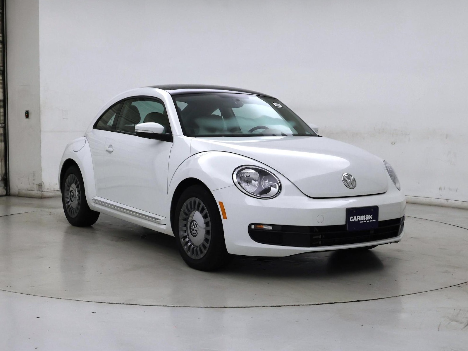 volkswagen beetle 2015 3VWJ17AT1FM641809 image volkswagen beetle 2015 3VWJ17AT1FM641809 image