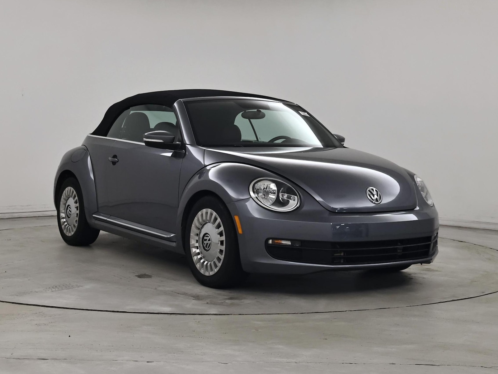volkswagen beetle 2015 3VW517AT7FM820969 image volkswagen beetle 2015 3VW517AT7FM820969 image