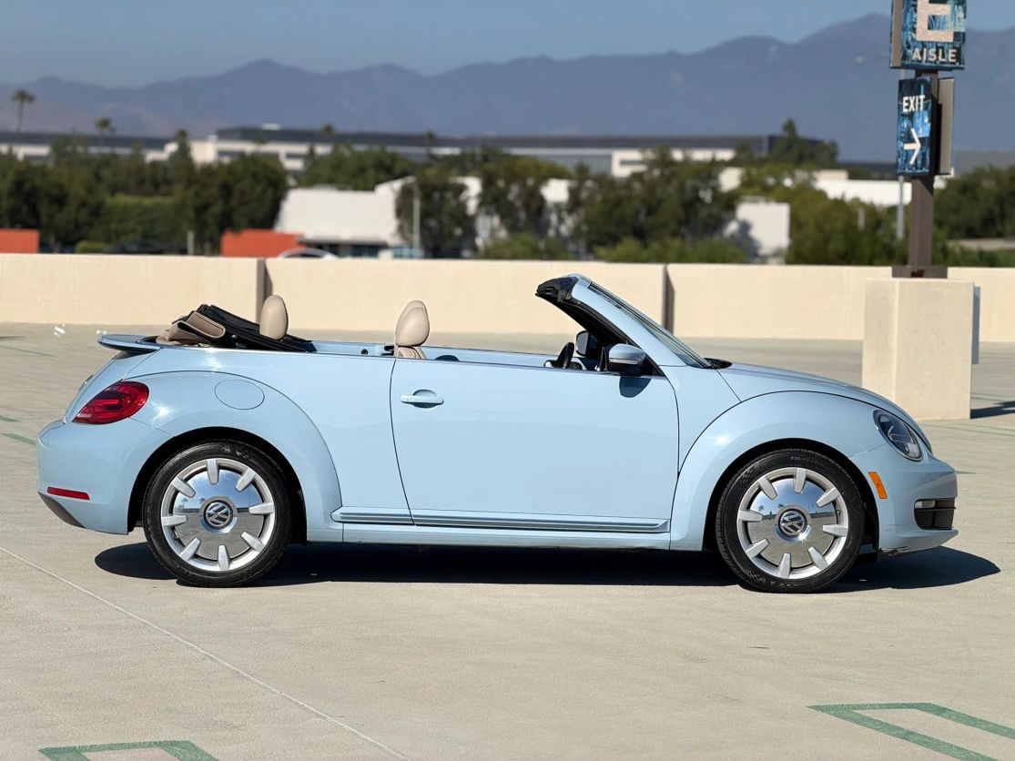 volkswagen beetle 2015 3VW517AT5FM805385 image volkswagen beetle 2015 3VW517AT5FM805385 image