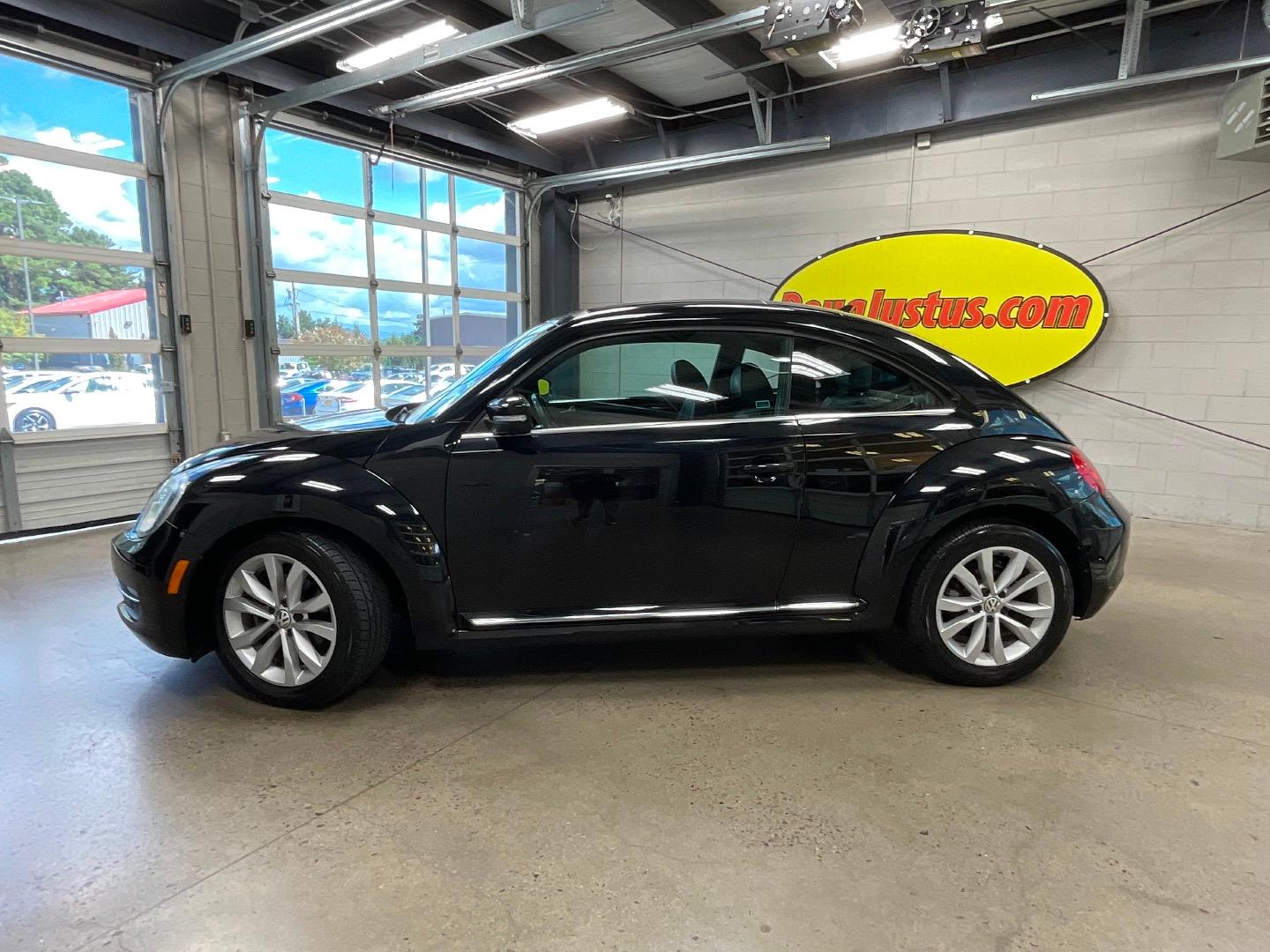 volkswagen beetle 2015 3VWJA7AT0FM645933 image volkswagen beetle 2015 3VWJA7AT0FM645933 image