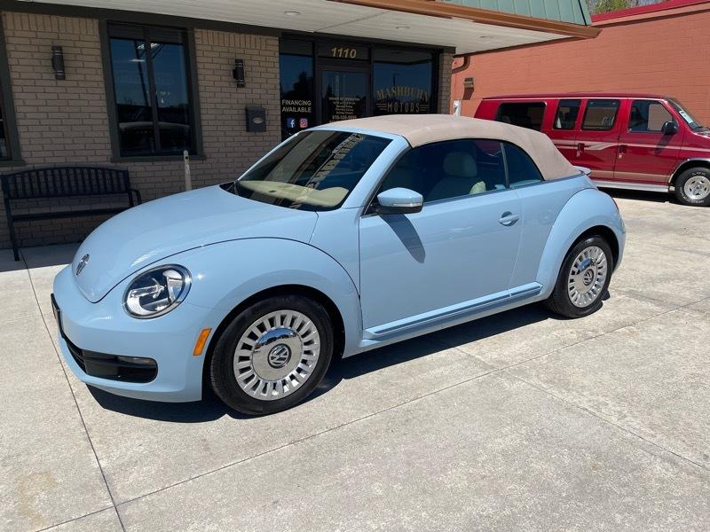 volkswagen beetle 2015 3VW517AT1FM817887 image volkswagen beetle 2015 3VW517AT1FM817887 image