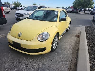volkswagen beetle 2015 3VWF17AT7FM636085 image volkswagen beetle 2015 3VWF17AT7FM636085 image