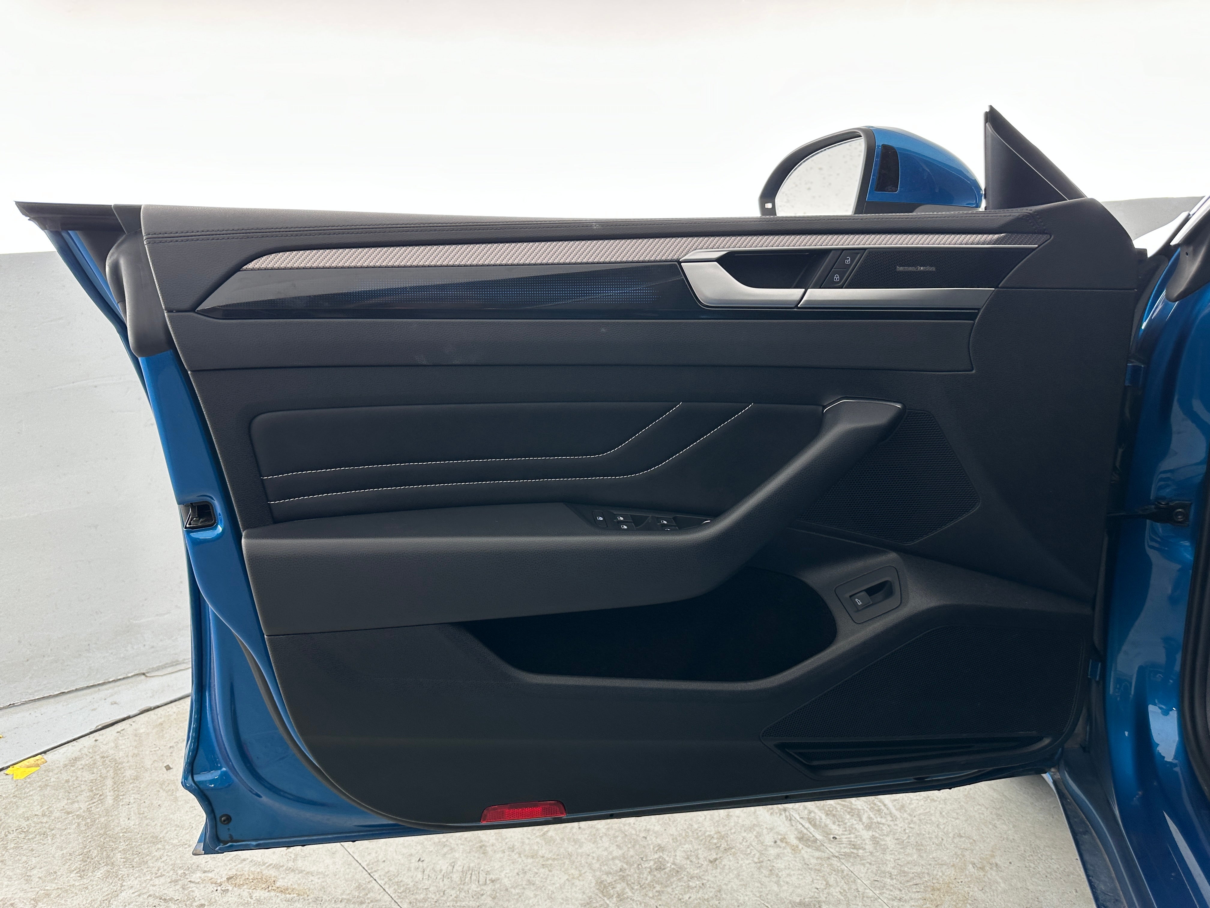 volkswagen arteon 2023 WVWTR7ANXPE010280 image volkswagen arteon 2023 WVWTR7ANXPE010280 image