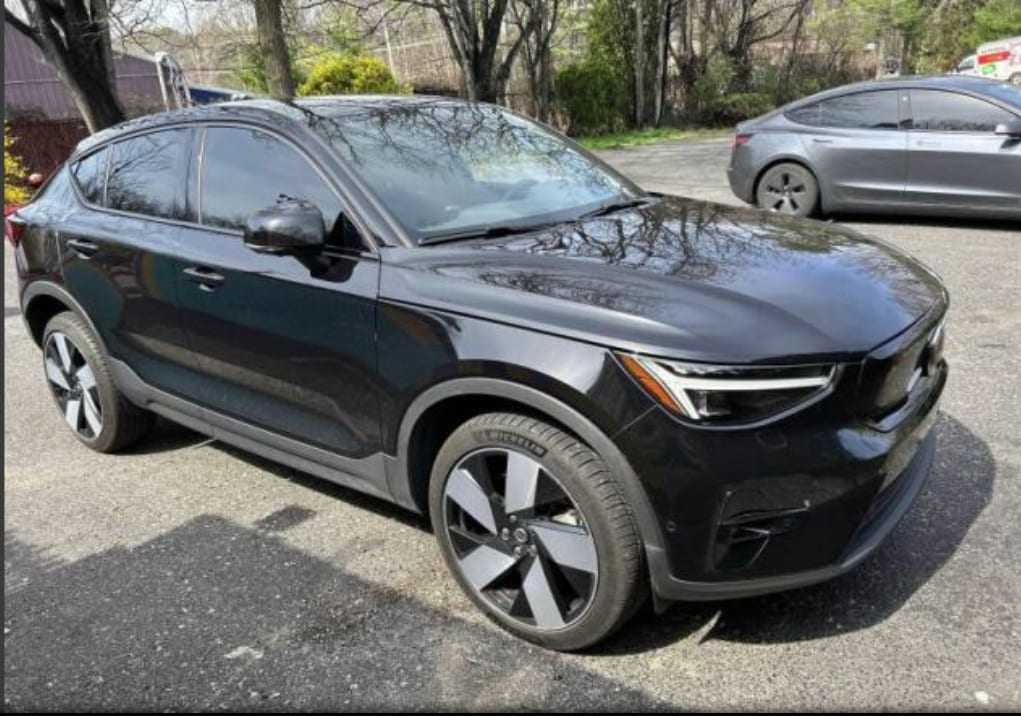 volvo c40 2023 YV4ED3GM3P2048530 image volvo c40 2023 YV4ED3GM3P2048530 image