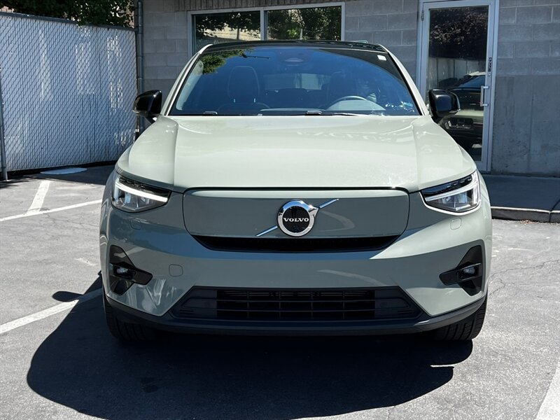 volvo c40 2023 YV4ED3GL6P2037495 image volvo c40 2023 YV4ED3GL6P2037495 image