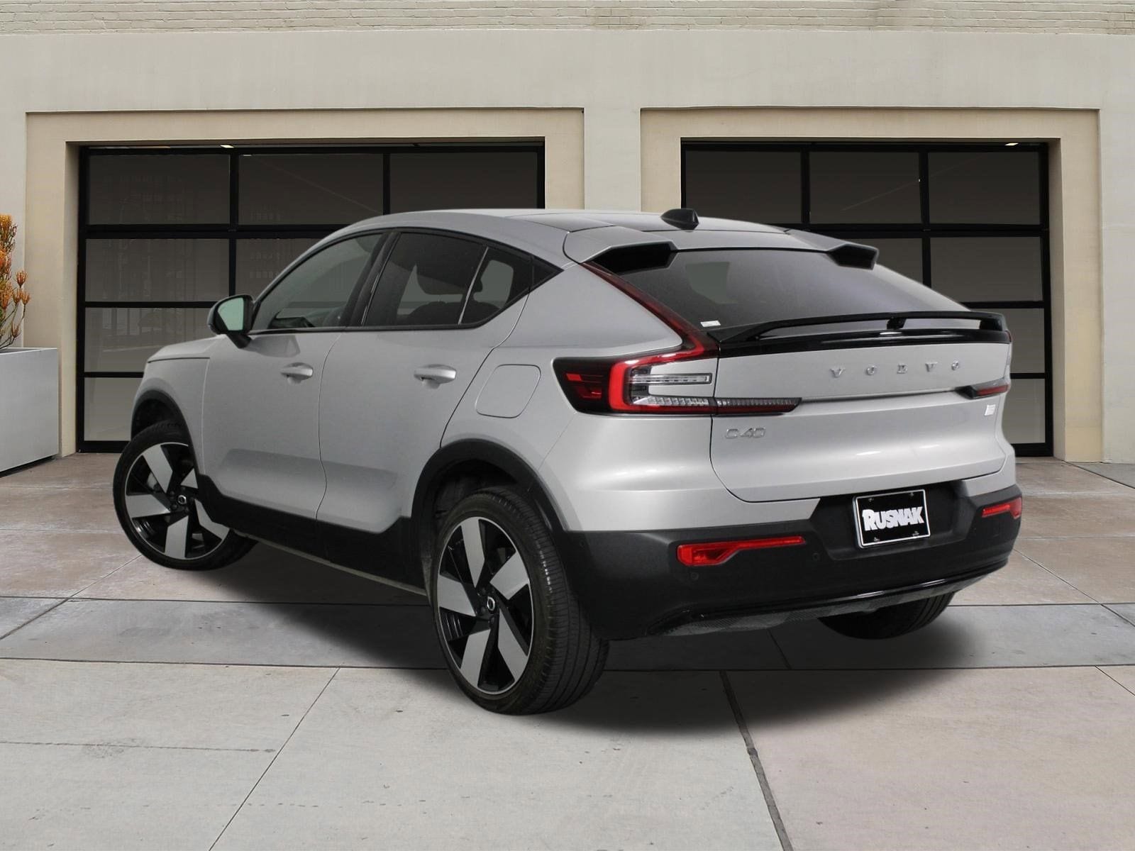 volvo c40 2023 YV4ED3GM8P2040889 image volvo c40 2023 YV4ED3GM8P2040889 image