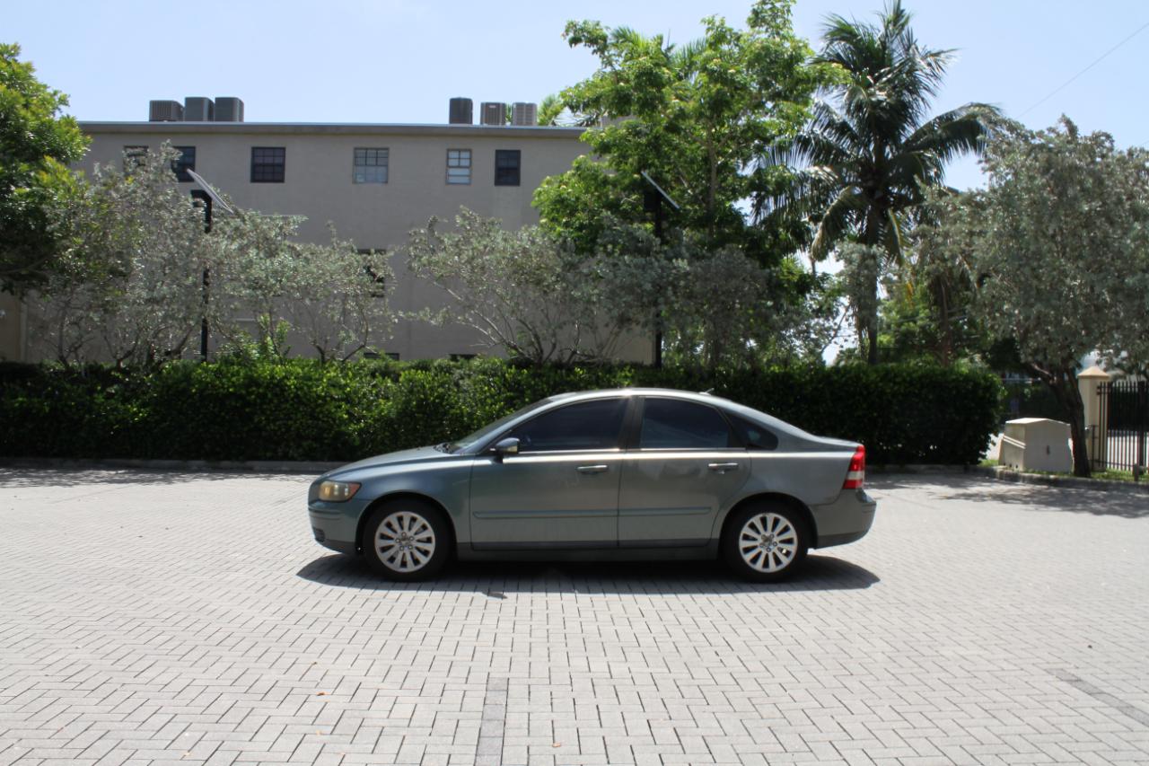 volvo s40 2004 YV1MS382642024522 image volvo s40 2004 YV1MS382642024522 image