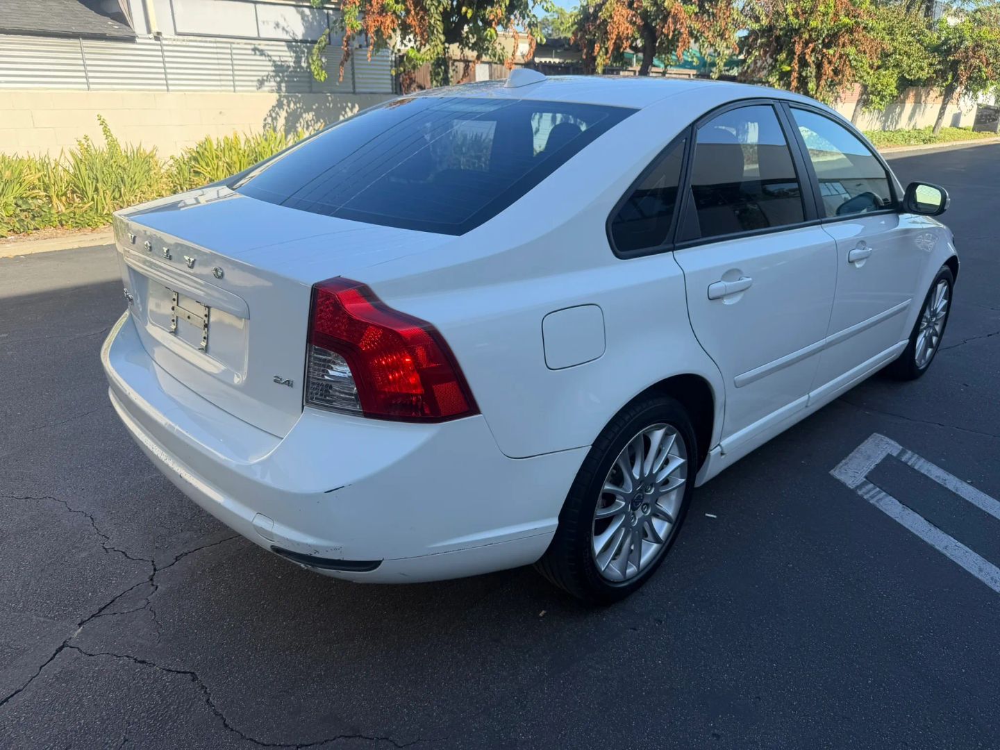volvo s40 2010 YV1382MS0A2497015 image volvo s40 2010 YV1382MS0A2497015 image
