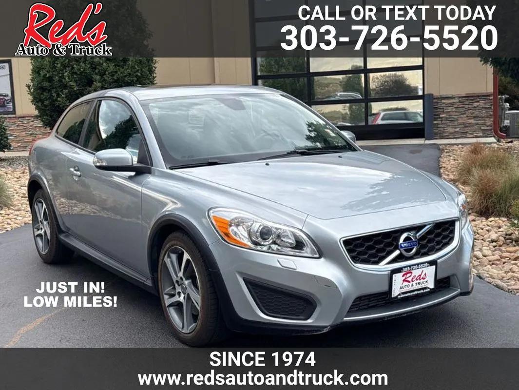 volvo c30 2013 YV1672MK2D2304464 image volvo c30 2013 YV1672MK2D2304464 image