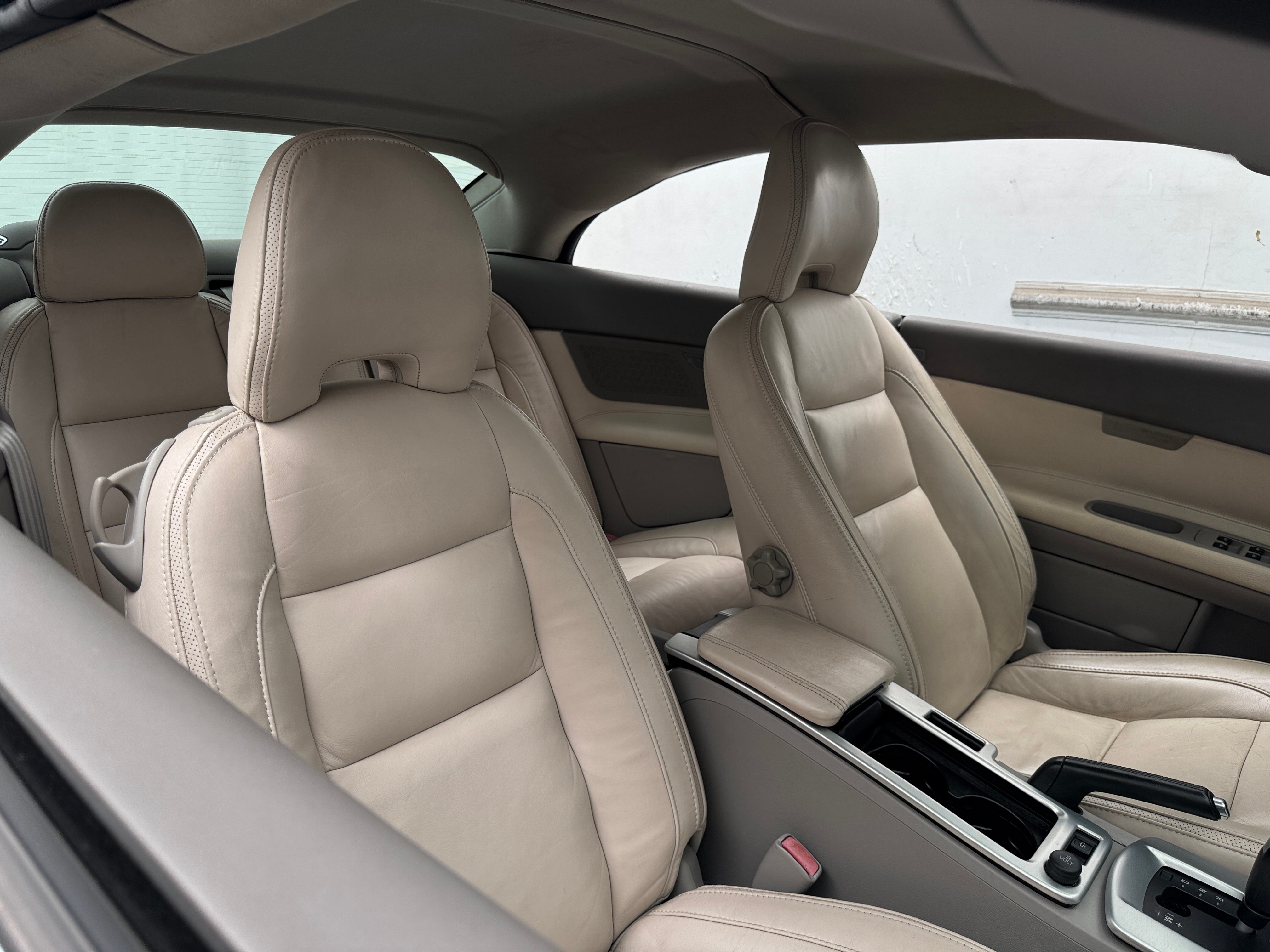 volvo c70 2012 YV1672MC3CJ126738 image volvo c70 2012 YV1672MC3CJ126738 image