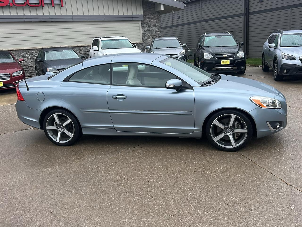 volvo c70 2013 YV1672MC5DJ136771 image volvo c70 2013 YV1672MC5DJ136771 image