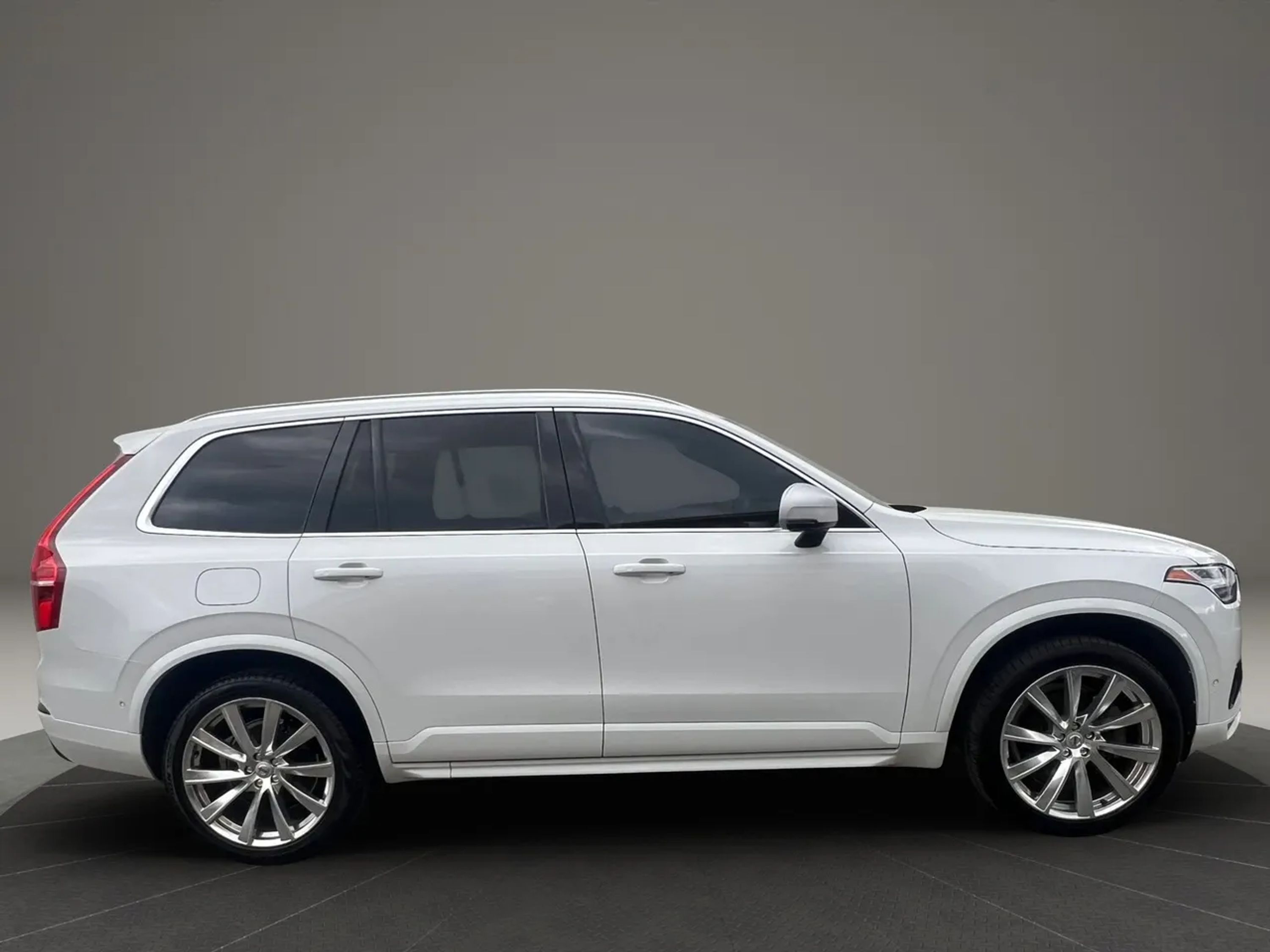 volvo xc90 2017 YV4A22PM3H1137472 image volvo xc90 2017 YV4A22PM3H1137472 image